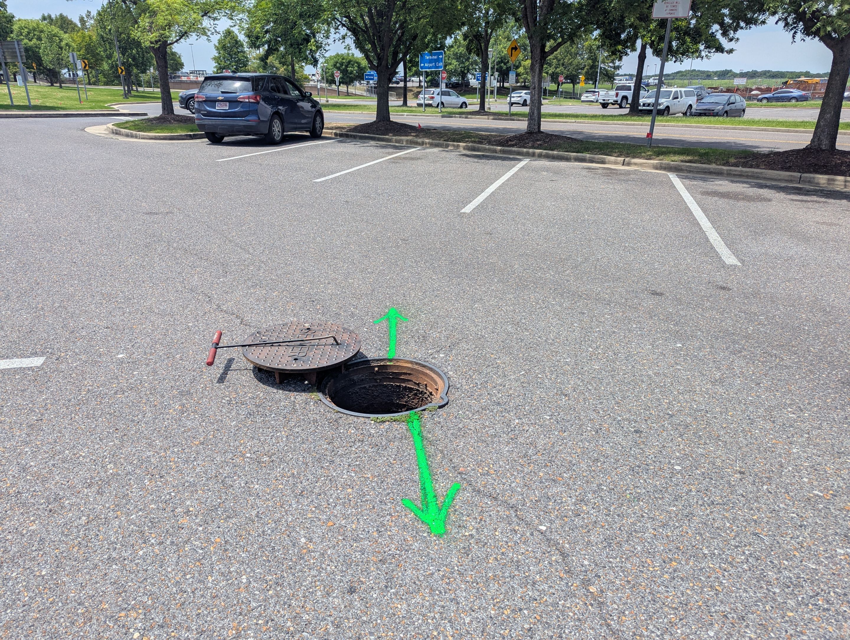 Subsurface Utility Locating and Mapping at Memphis International Airport by Alsip Locating Service, LLC