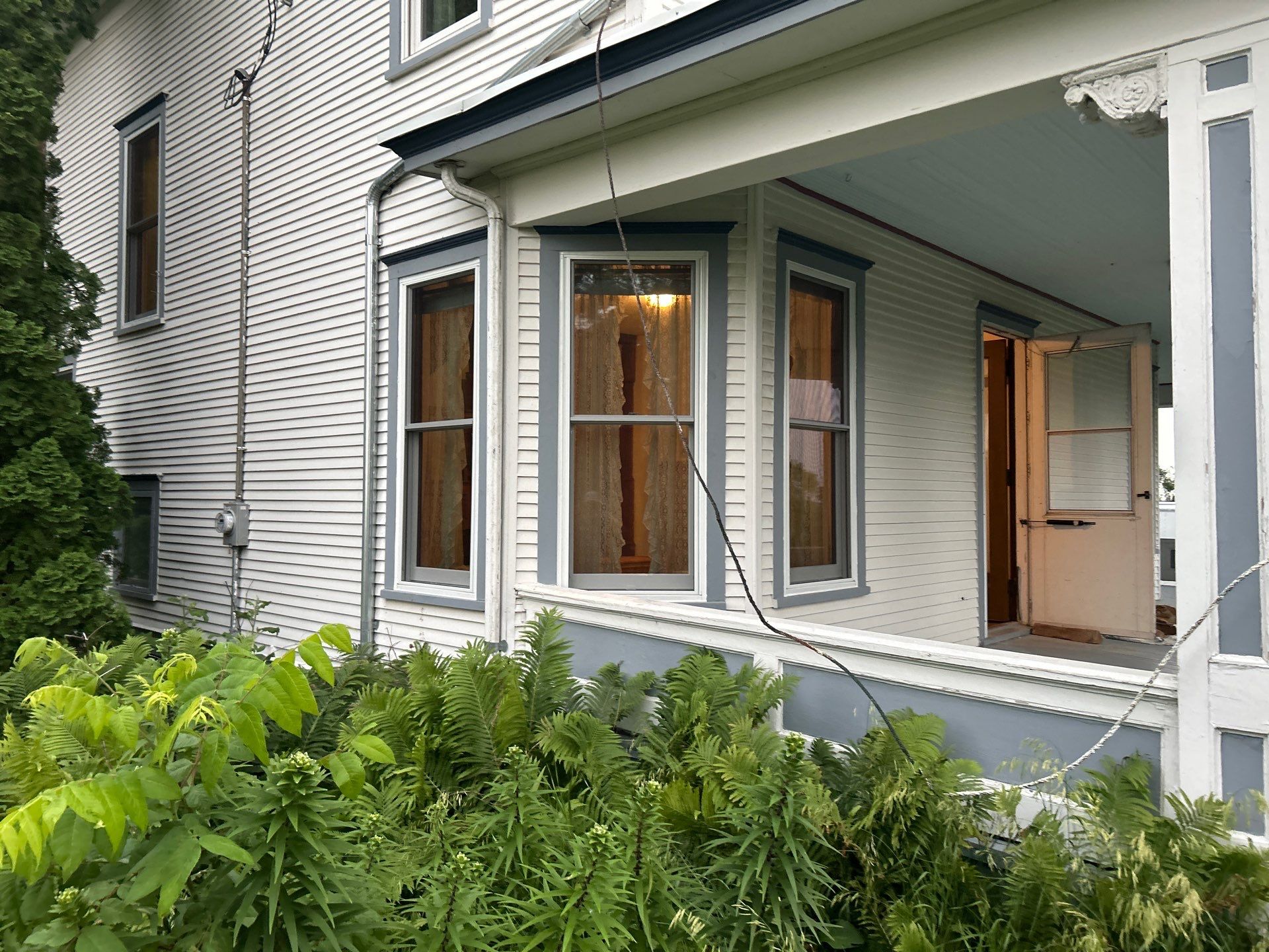 Windwo installation by United Windows and Siding LLC