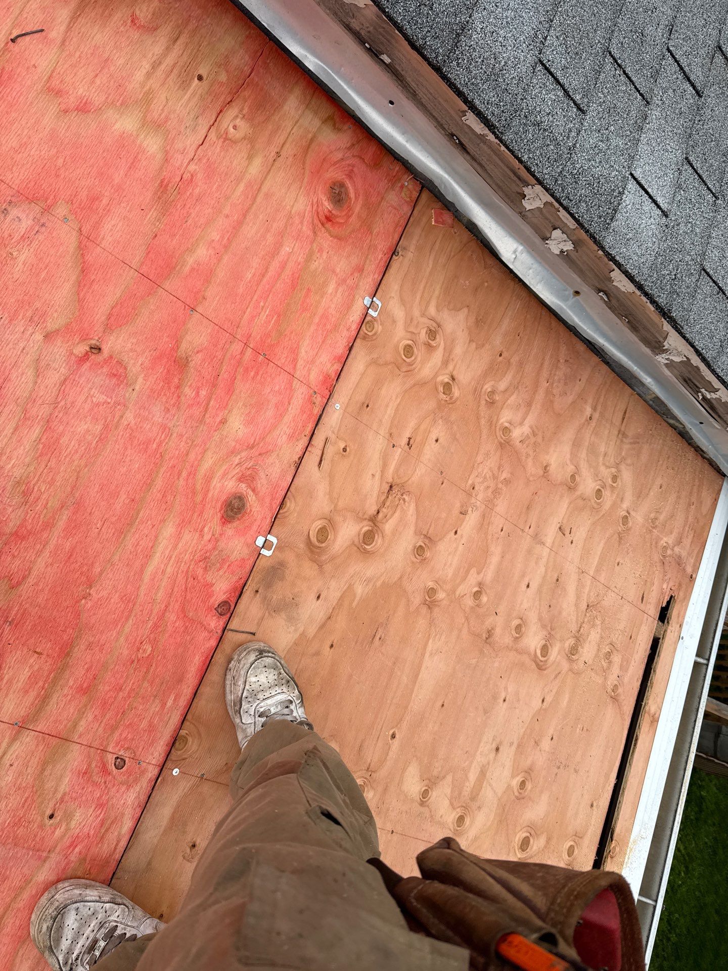 Woodbridge: Residential Roof Replacement with CertainTeed Landmark PRO in Max Def Georgetown Gray by RM Banning, Inc.