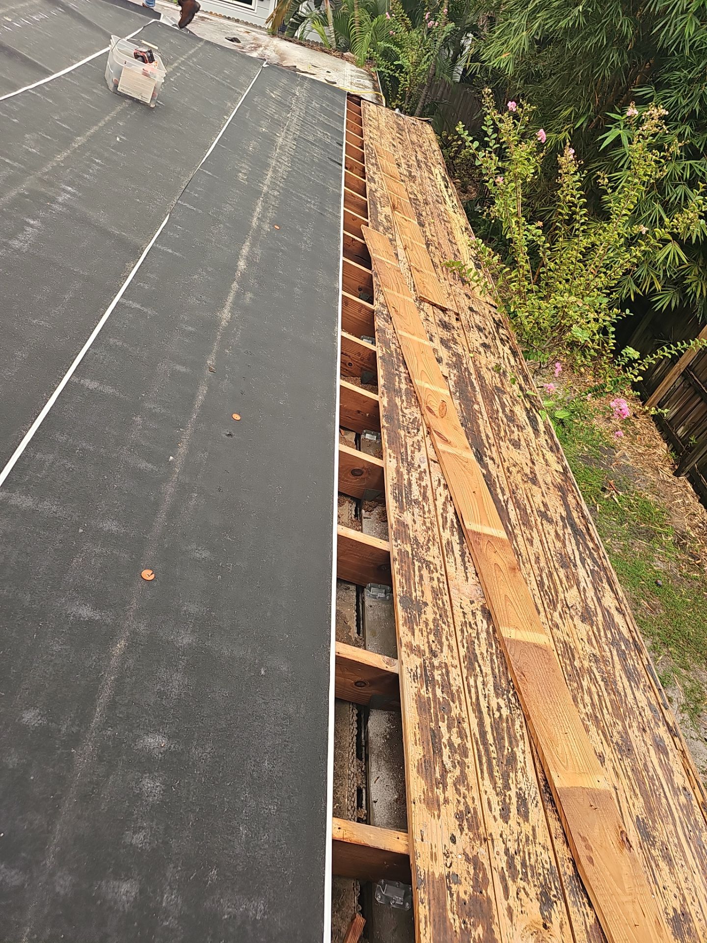 Project in St. Petersburg 33704 by Mitchell Roofing Company LLC 
