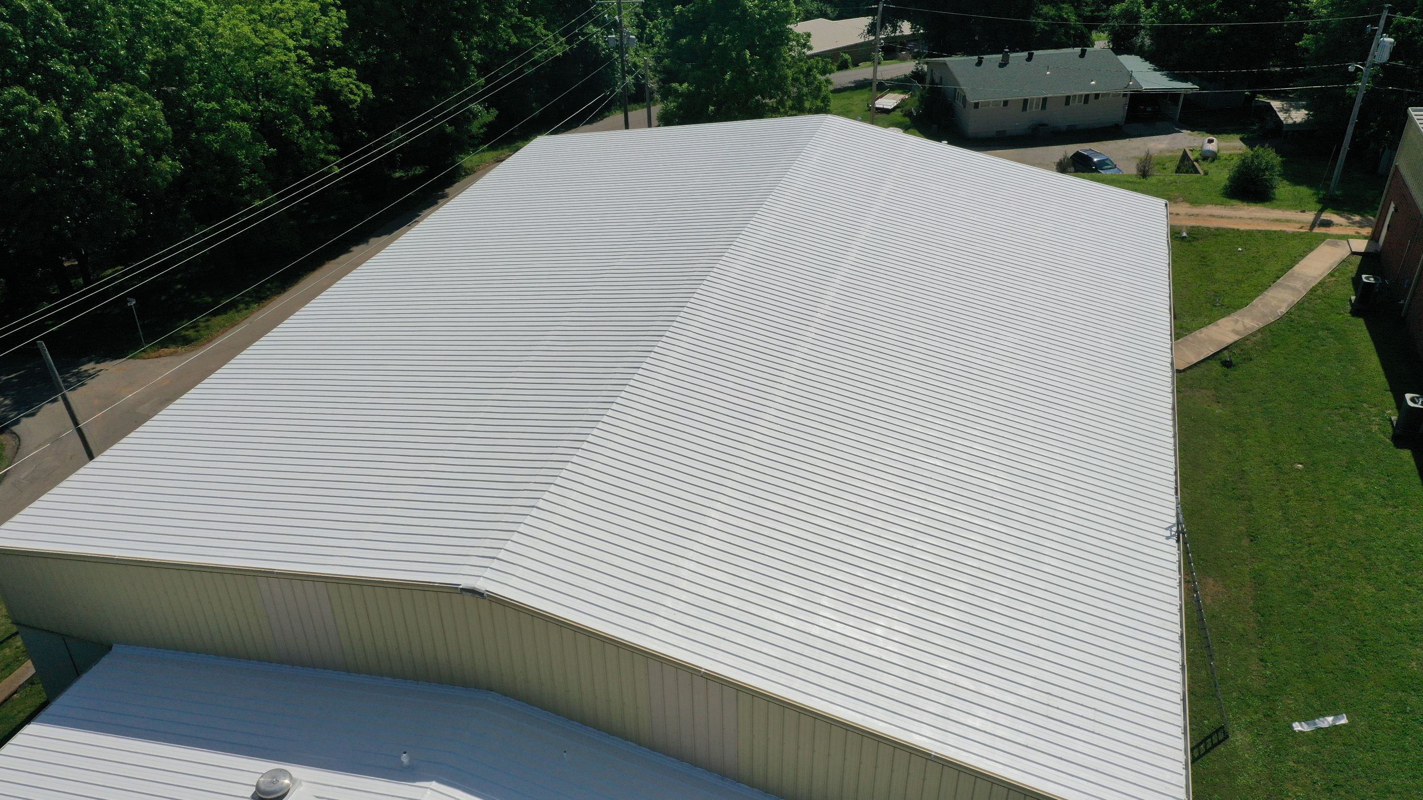 Mammoth Springs Gymnasium by Hostetler Roofing
