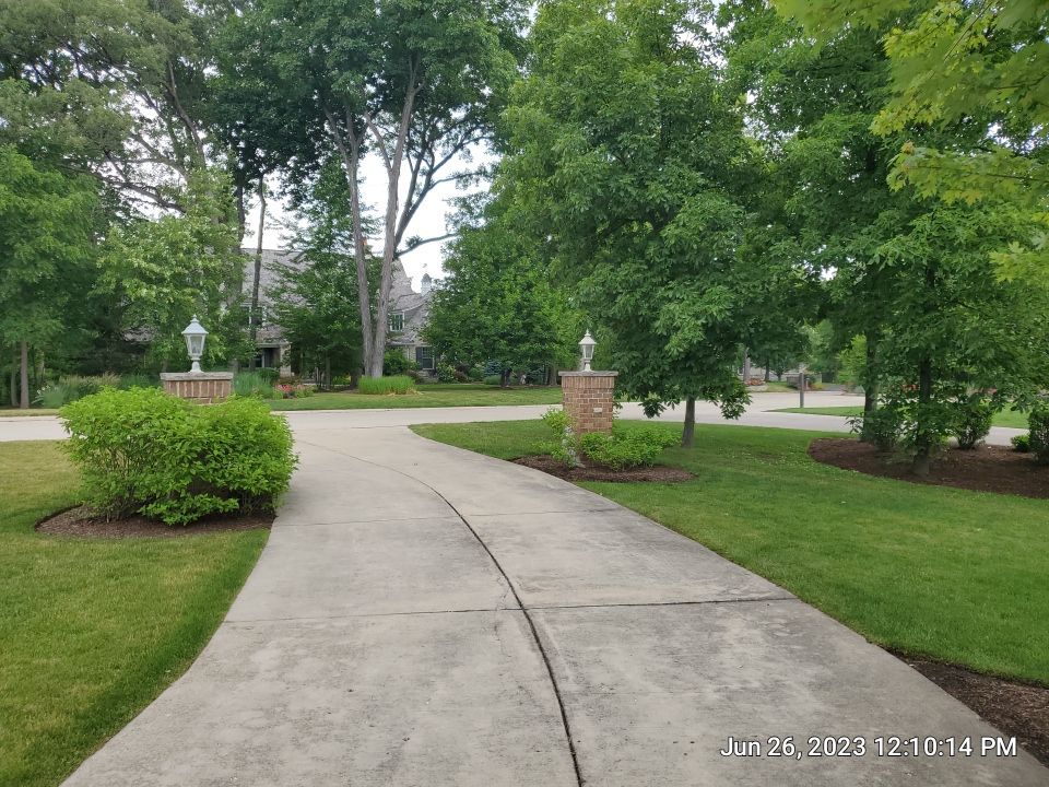 Brick paver clean, sand and seal.  using Surebond SB-1300 by Northern Power Washing LLC.