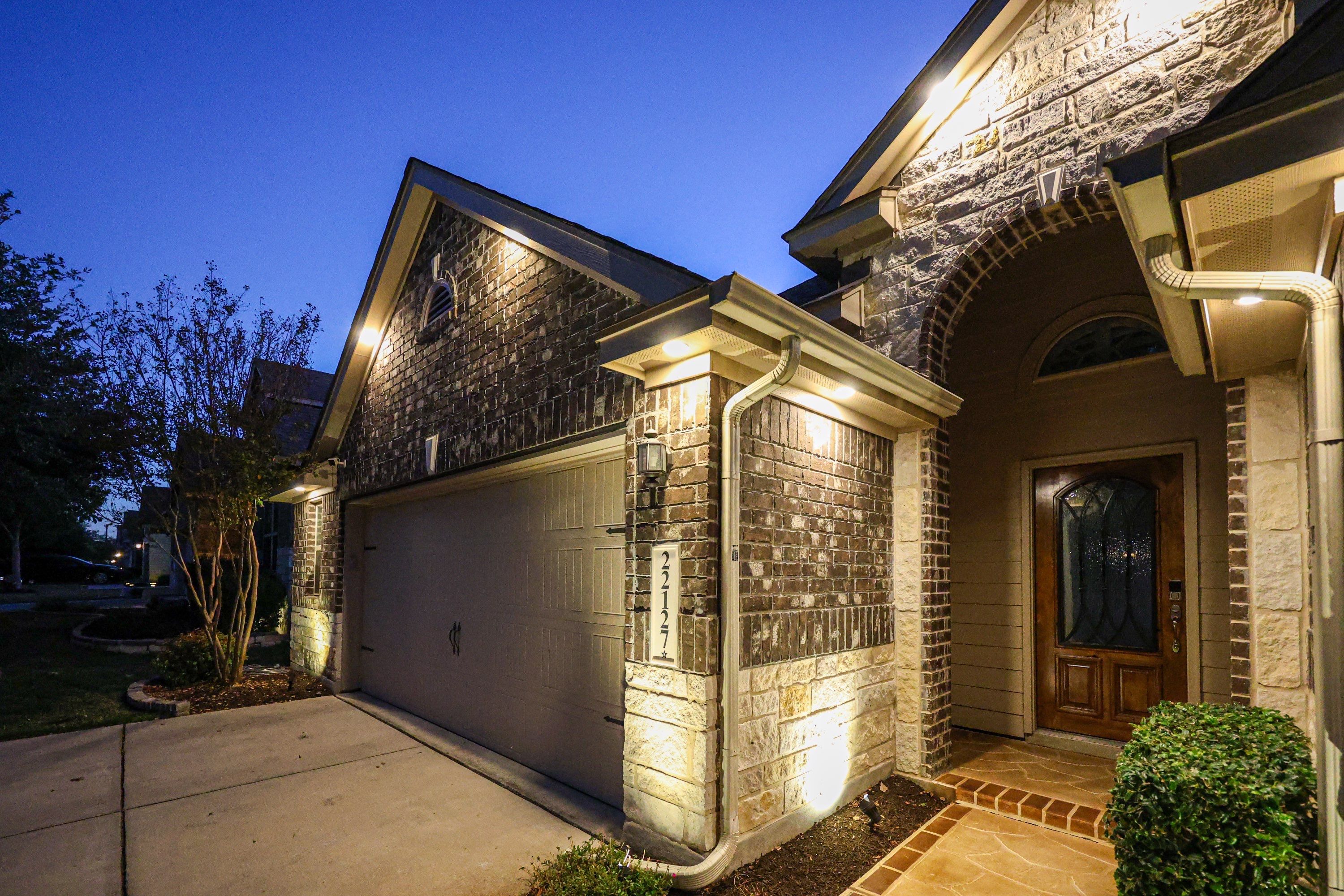 Wortham Oaks, San Antonio by Hole In One Lawns, LLC