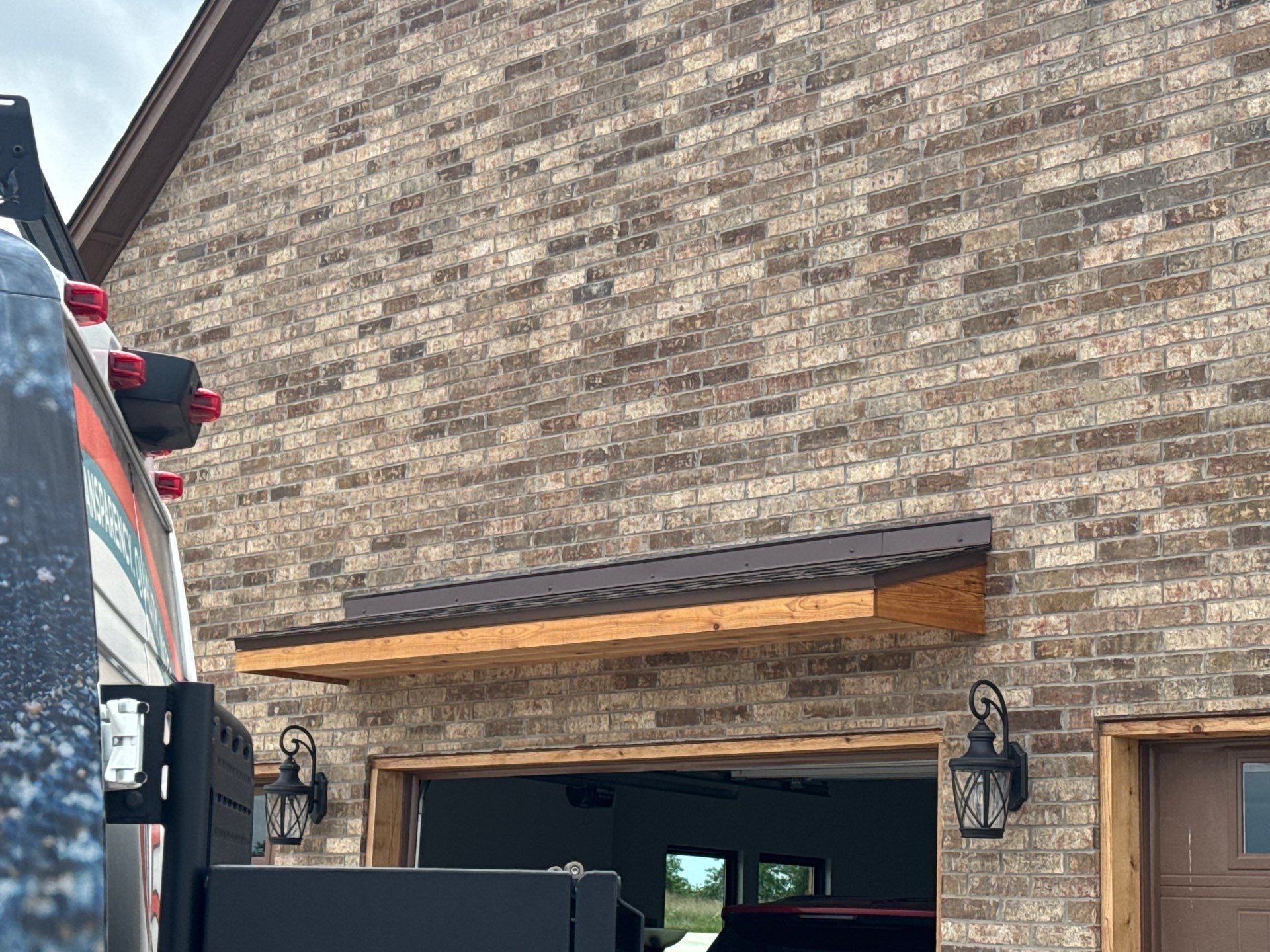 GAF Timberline HDZ and Standing Seam Metal Accents - New Construction - Goldsby, OK by 5Coat Roofing & Construction