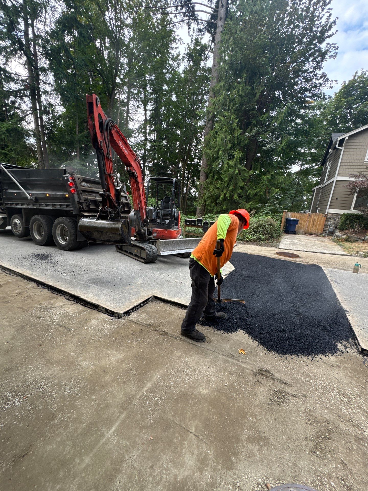 Asphalt Patch Repair | Sammamish  by Jireh Asphalt & Concrete Inc 