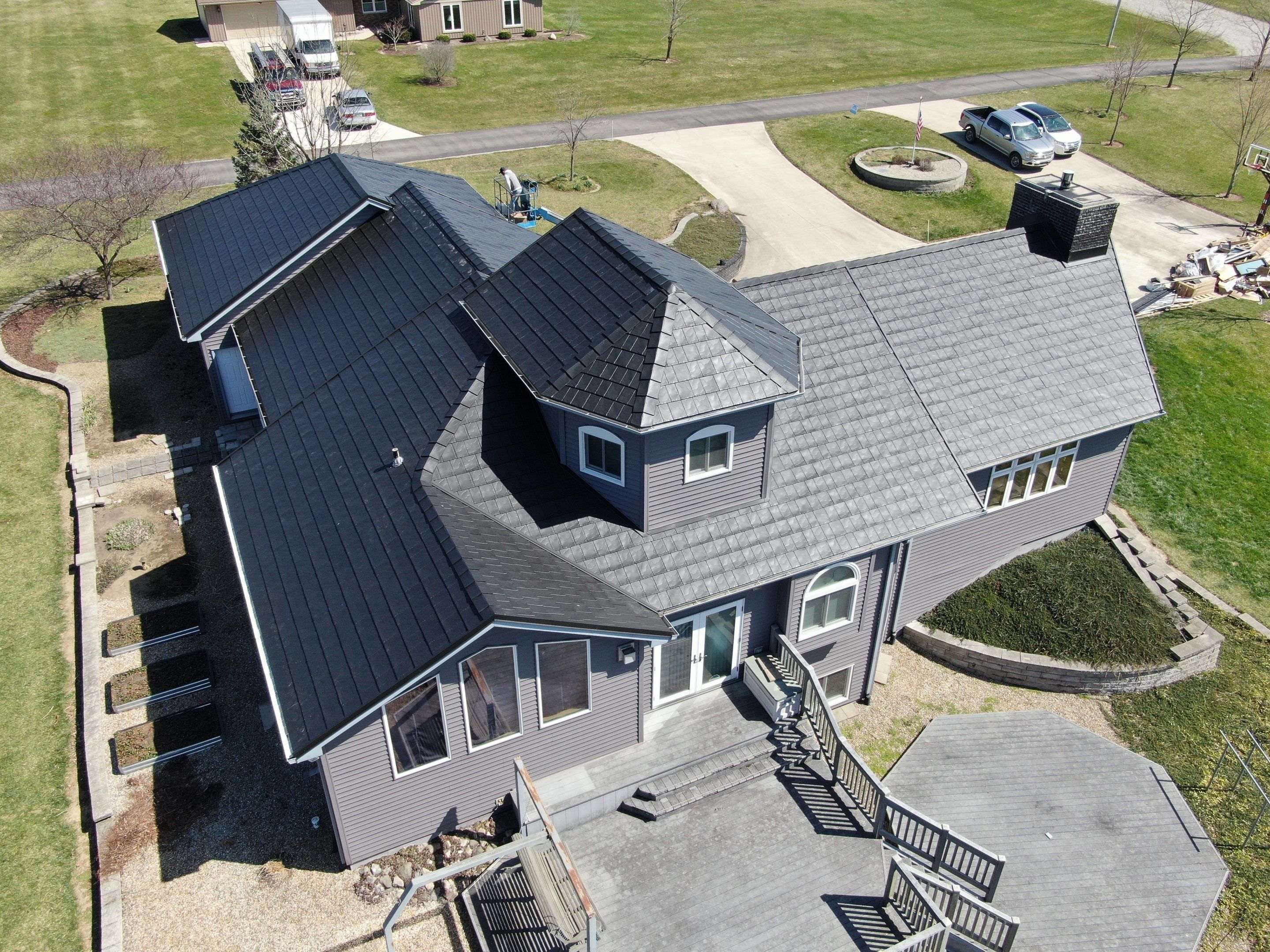 Residential Roofing Installation using Vic West Nothridge Slate by 4Ever Metal Roofing