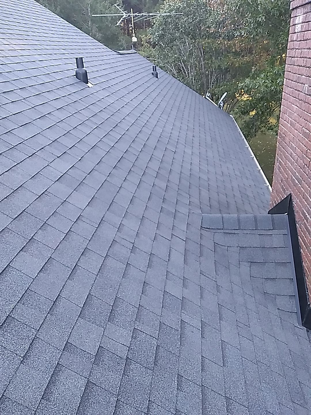 Residential Roofing Installation using Owens Corning Oakridge- Williamsburg Gray by Indigo State Roofing