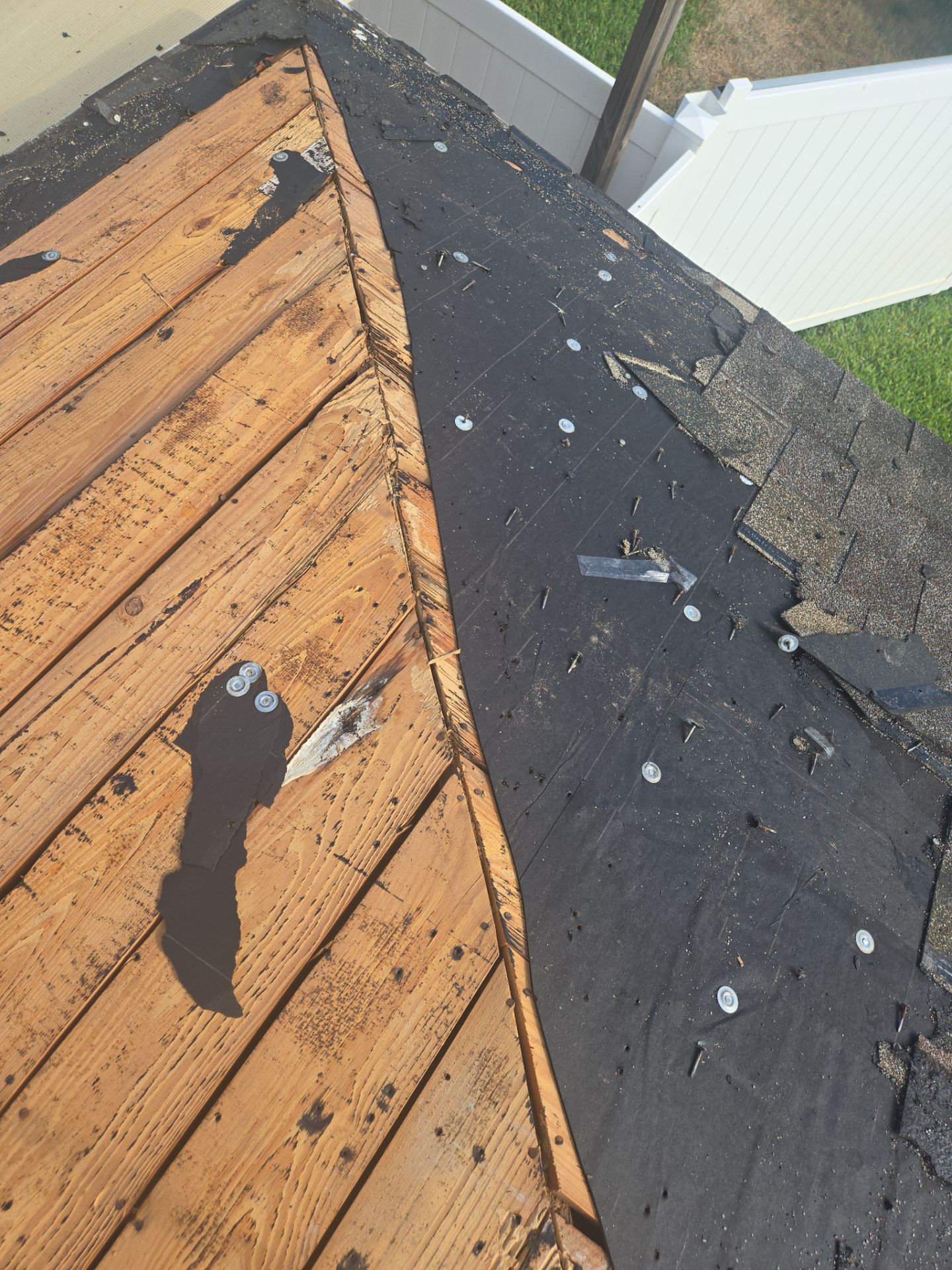 Project in St. Petersburg 33710 by Mitchell Roofing Company LLC 
