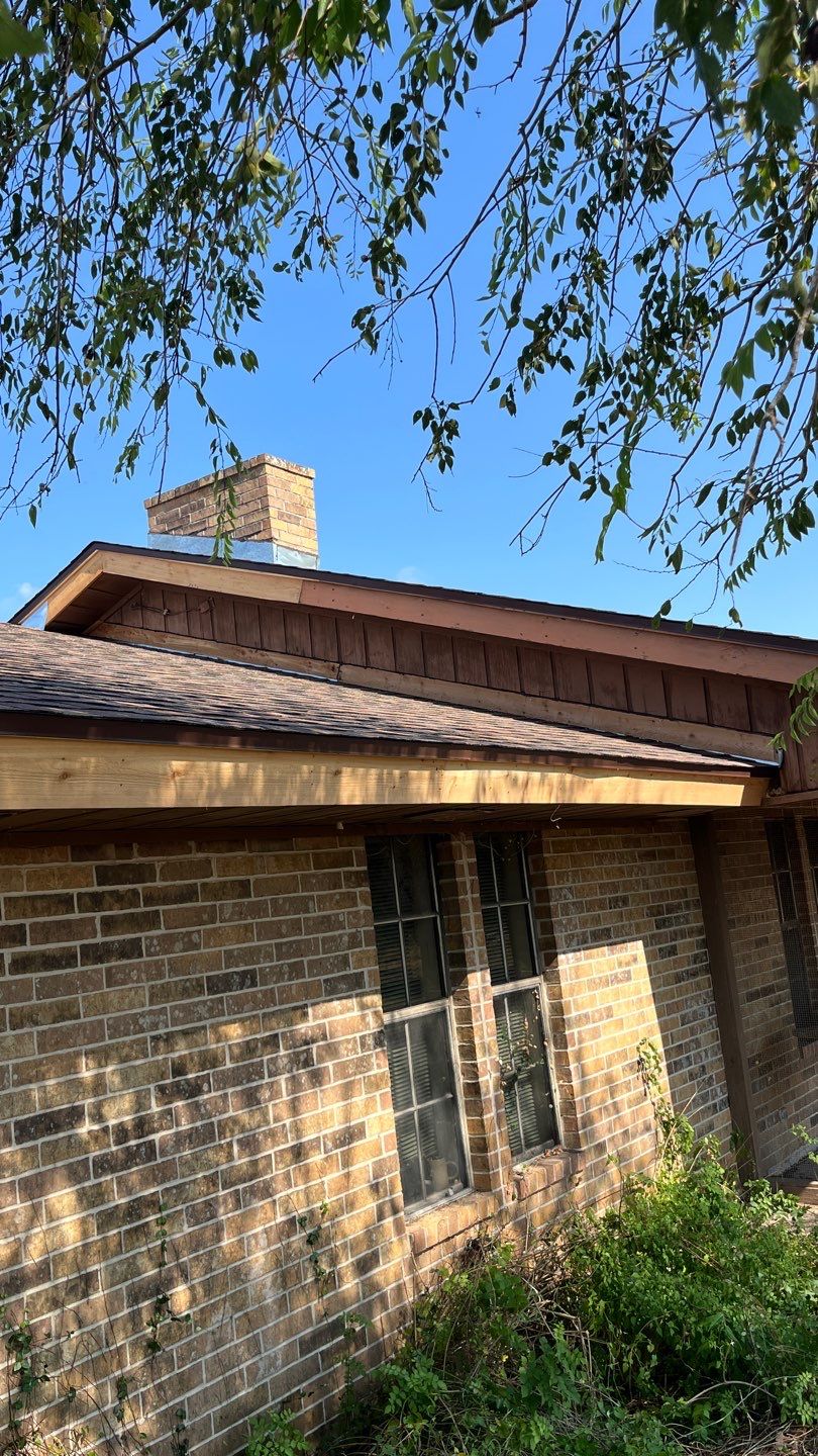 Country Roofing by Bayfront Roofing and Construction