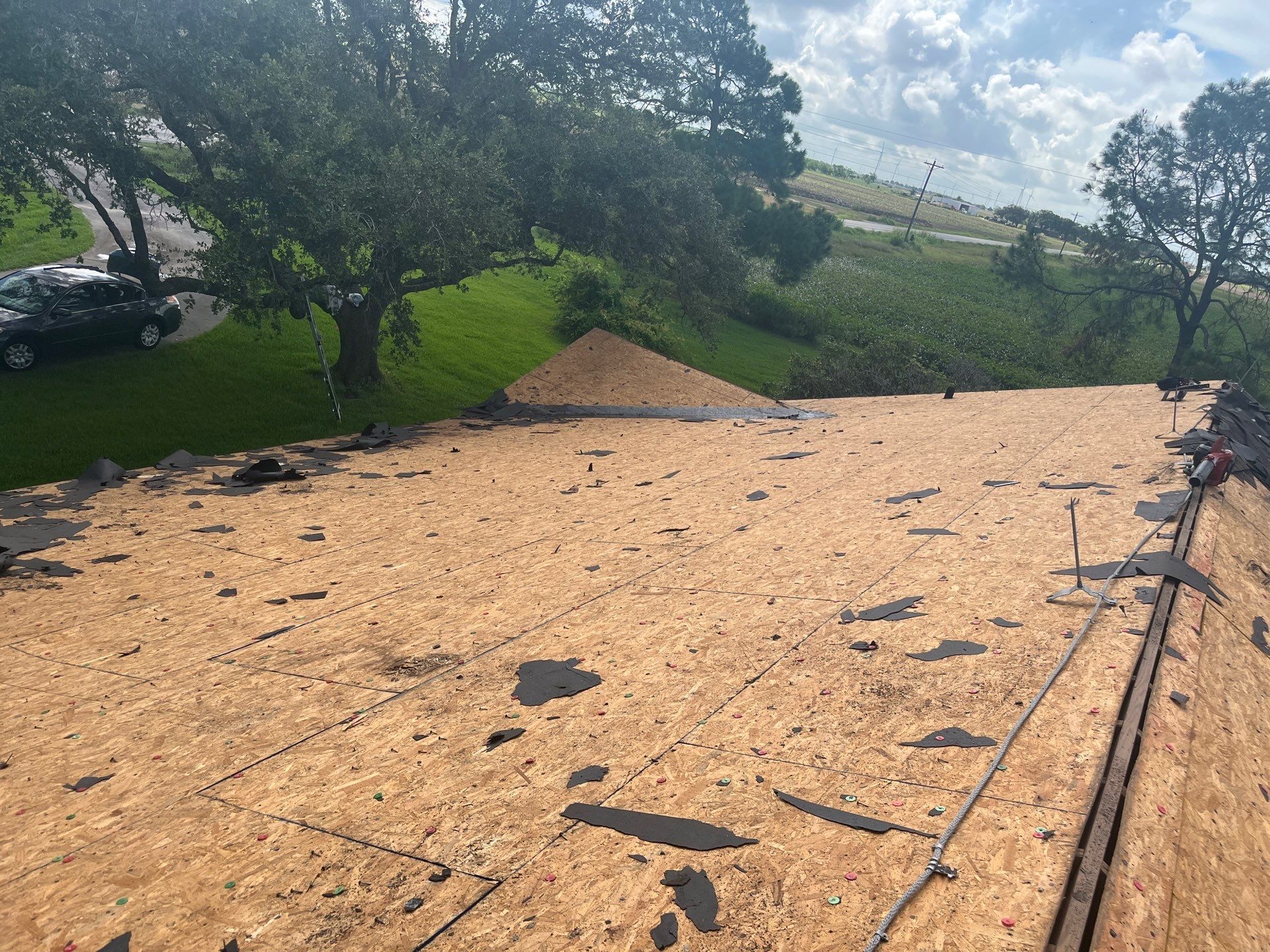 Residential Roofing Installation using Owen's Corning Duration (Lifetime) Shingles by Roof Repair Company