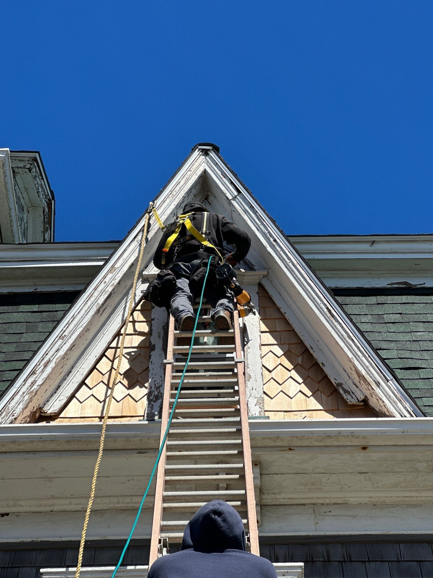Block Island Beach House Hotel (The Surf) - Roof Restoration by Rinaldi Brothers