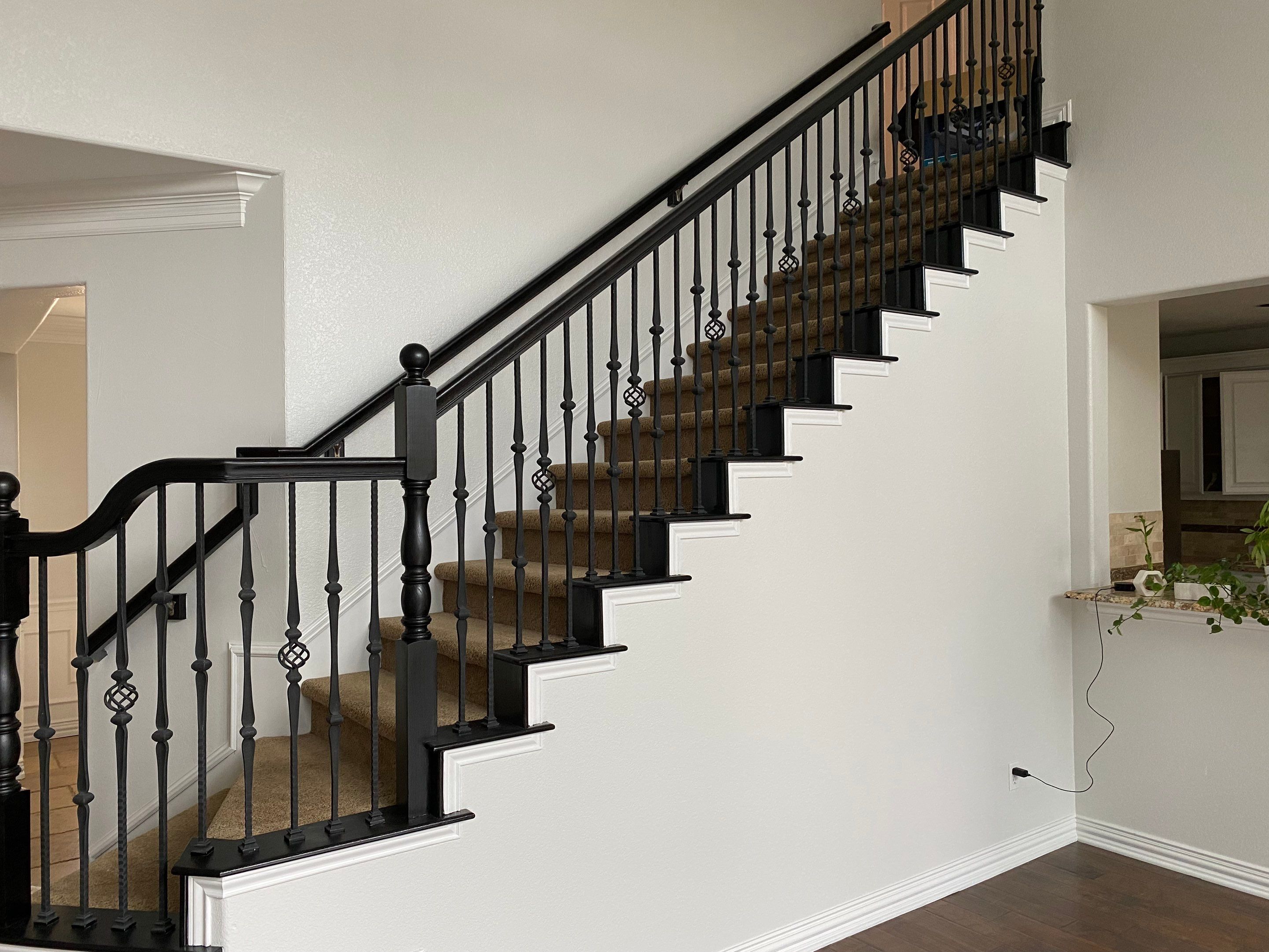 Interior repaint in University of Texas Golf Club by AJ’s Painting