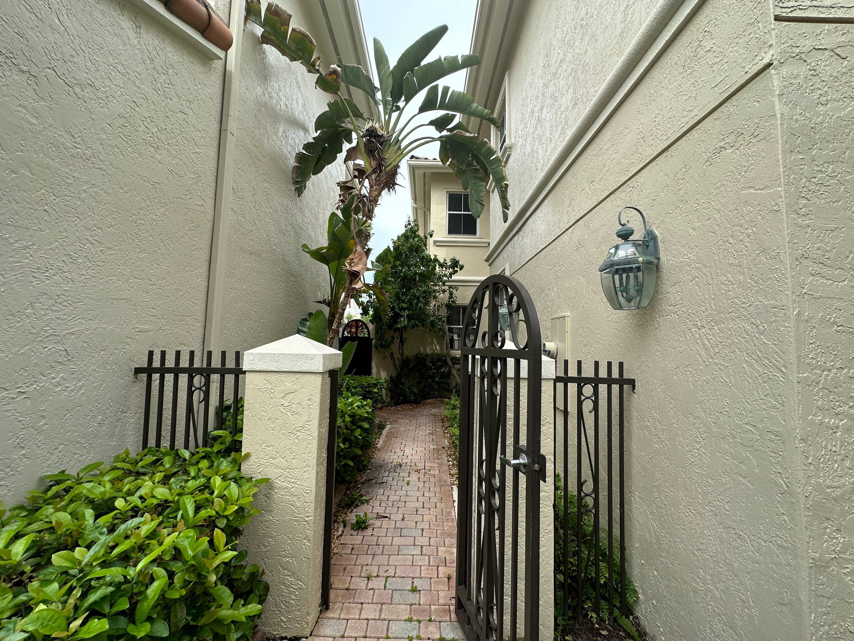 Water Damage Claim in Hollywood by FLAPA & KeyStone