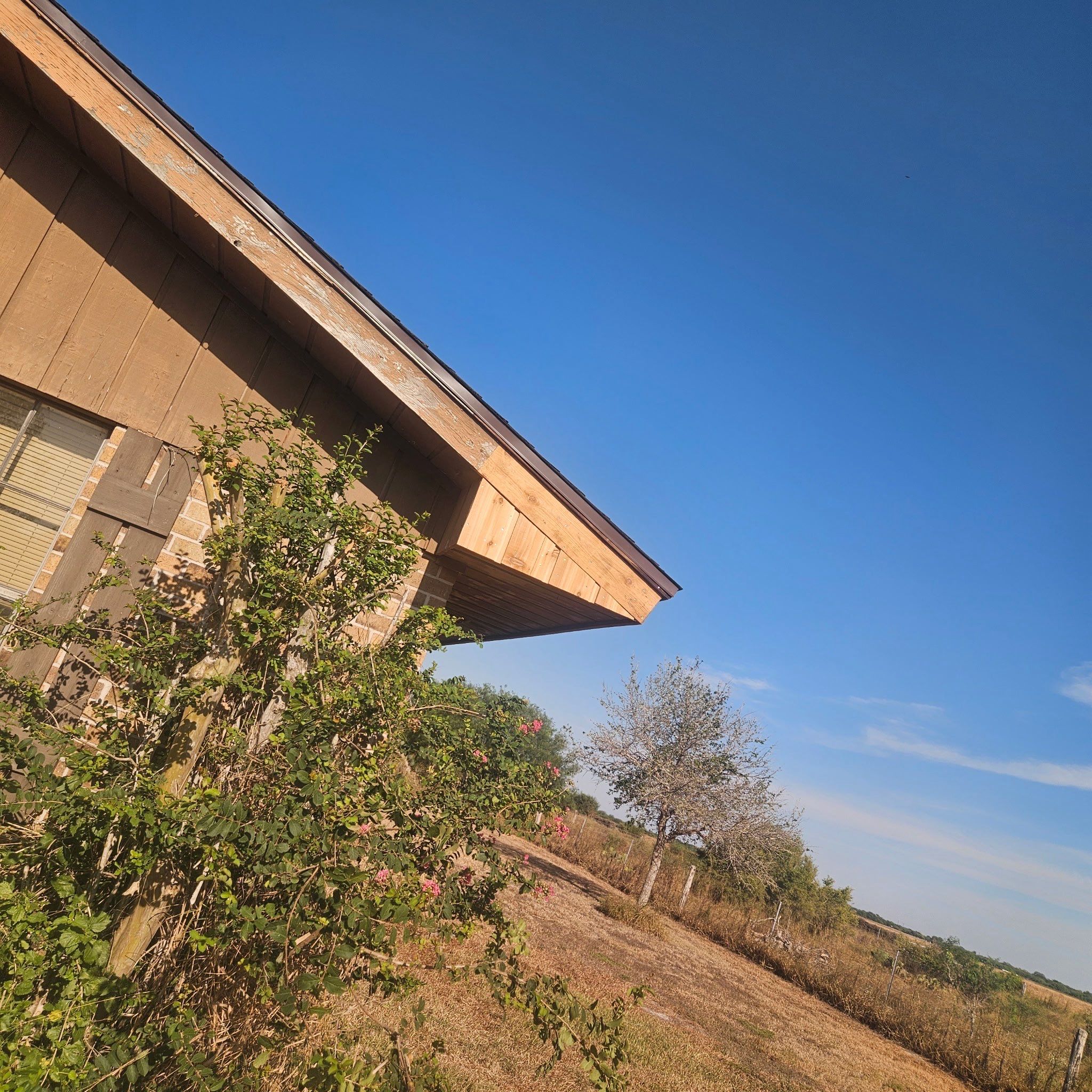 Country Roofing by Bayfront Roofing and Construction