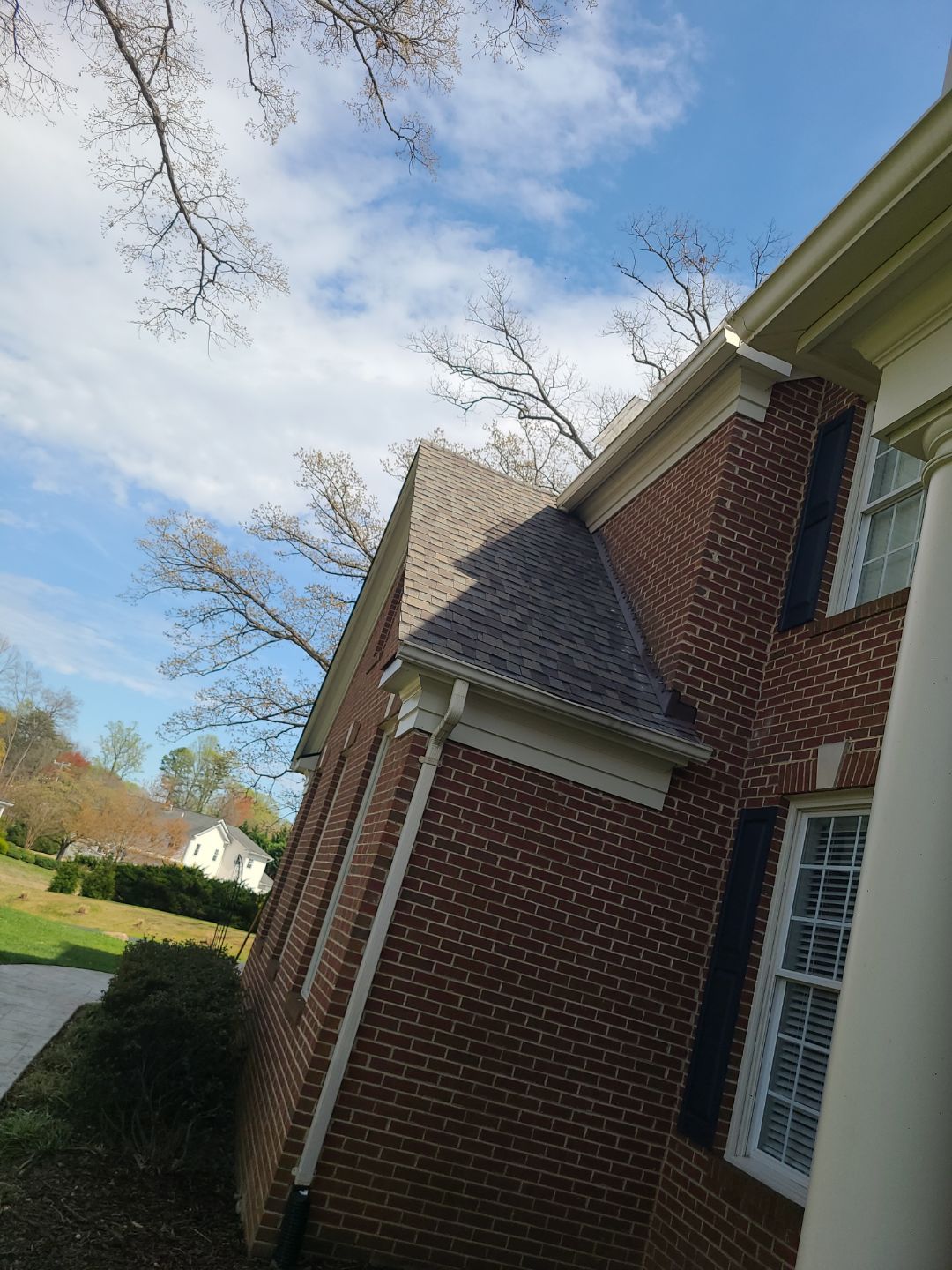 Burke: CertainTeed Landmark Pro Designer Shingles in Max Def Weathered Wood by RM Banning, Inc.