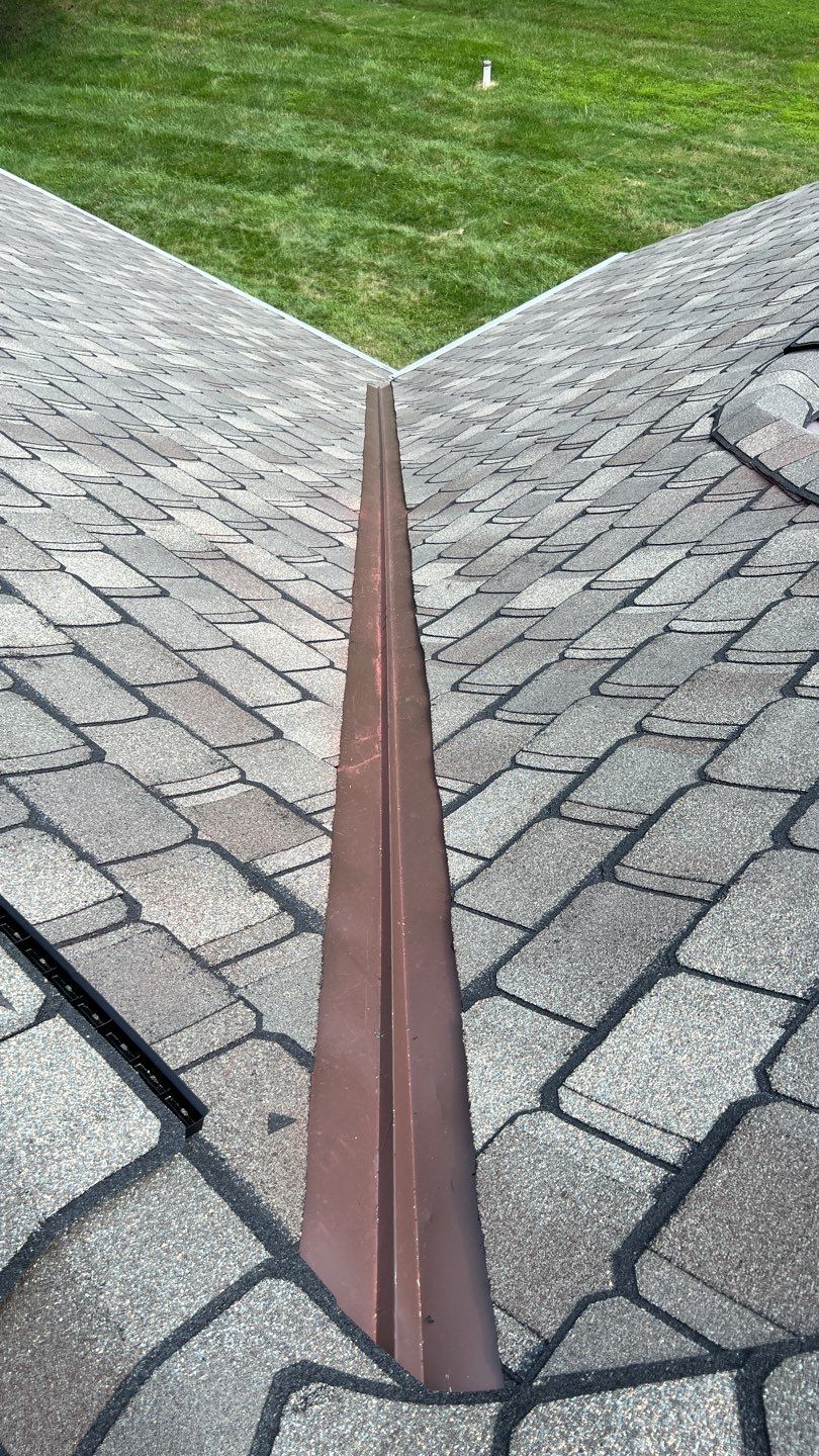Roof Replacement using Certainteed Grand Manor Shingles by American Home Contractors