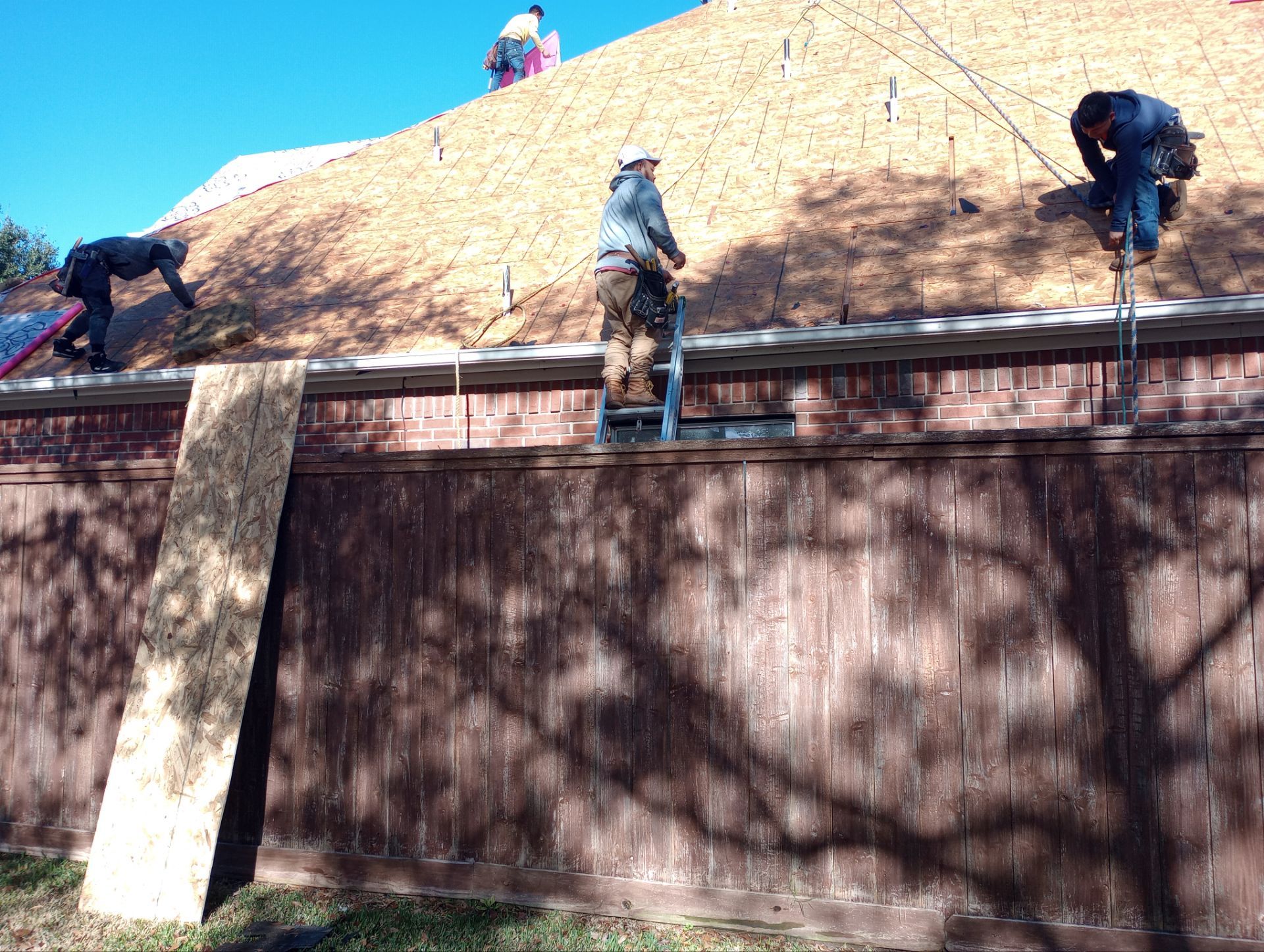Residential Roofing Installation using Owen's Corning Duration (Lifetime) Shingles by Roof Repair Company