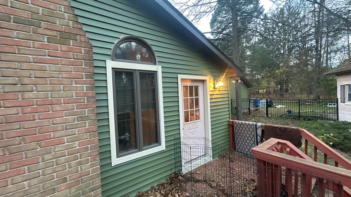 Siding Replacement using CertainTeed Restoration Classis D4 by 180 Contractors