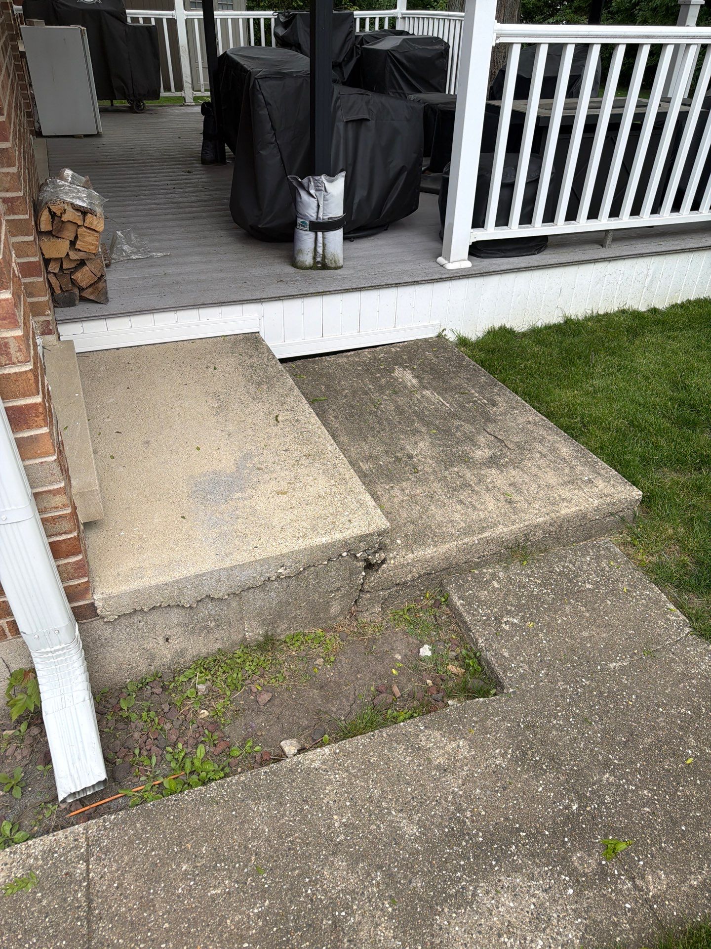 Trex Deck and Concrete Surface Cleaning by Northern Power Washing LLC.