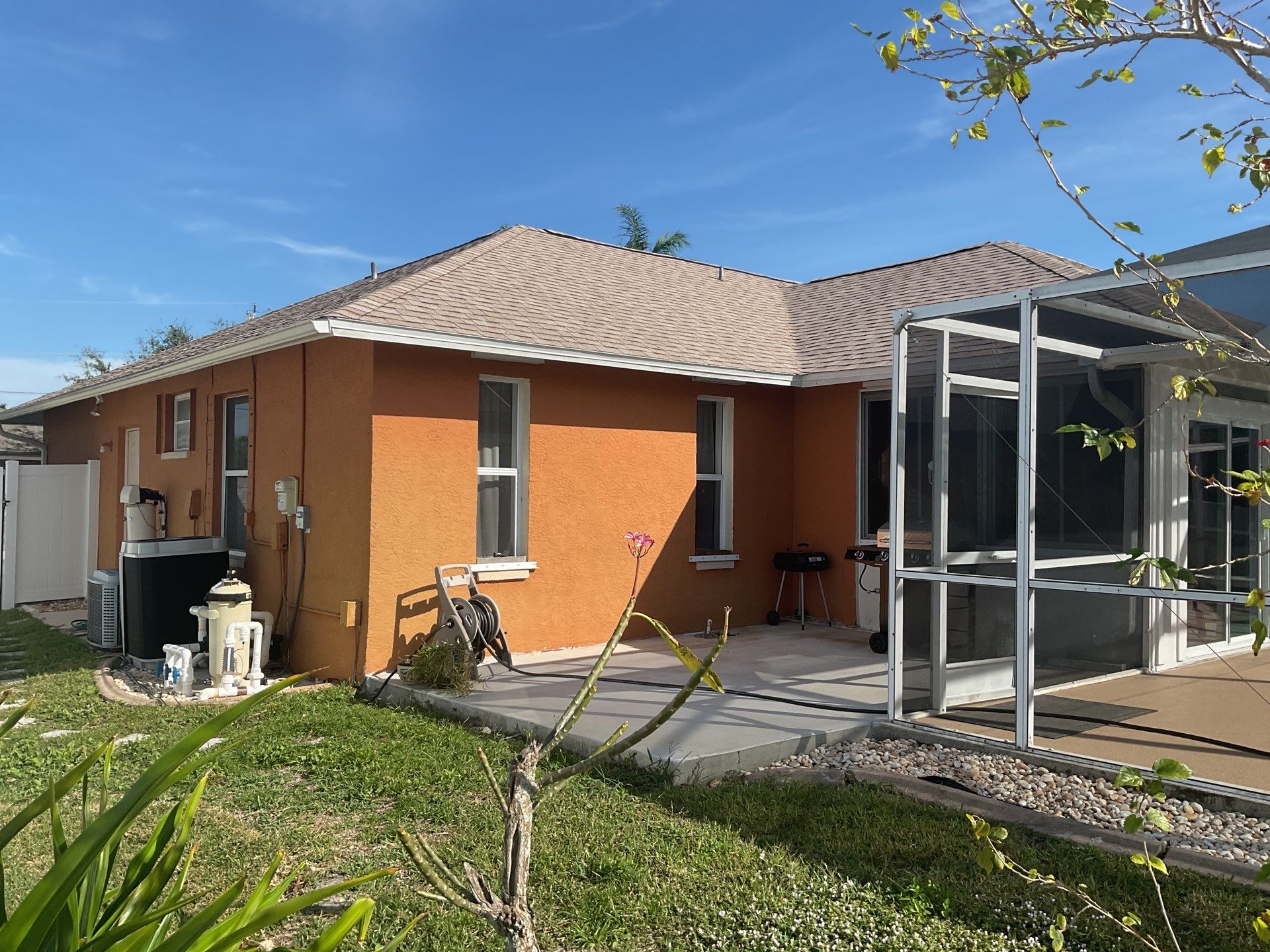 White 6-Inch Seamless Gutters in Cape Coral FL by Gutter Professors