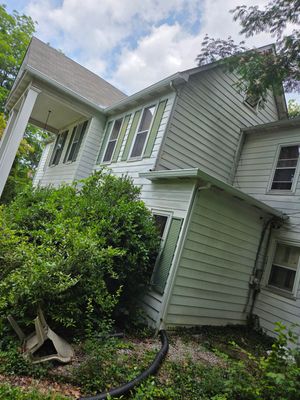 seamless gutters and gutter guards harriman tn by Affordable Pros