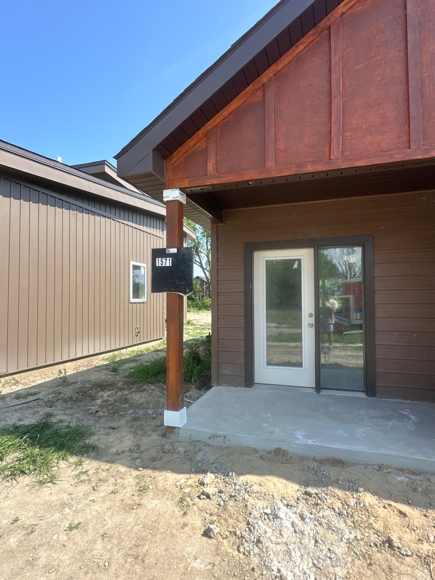 Roof Replacement using CertainTeed Landmark Burnt Sienna by 180 Contractors