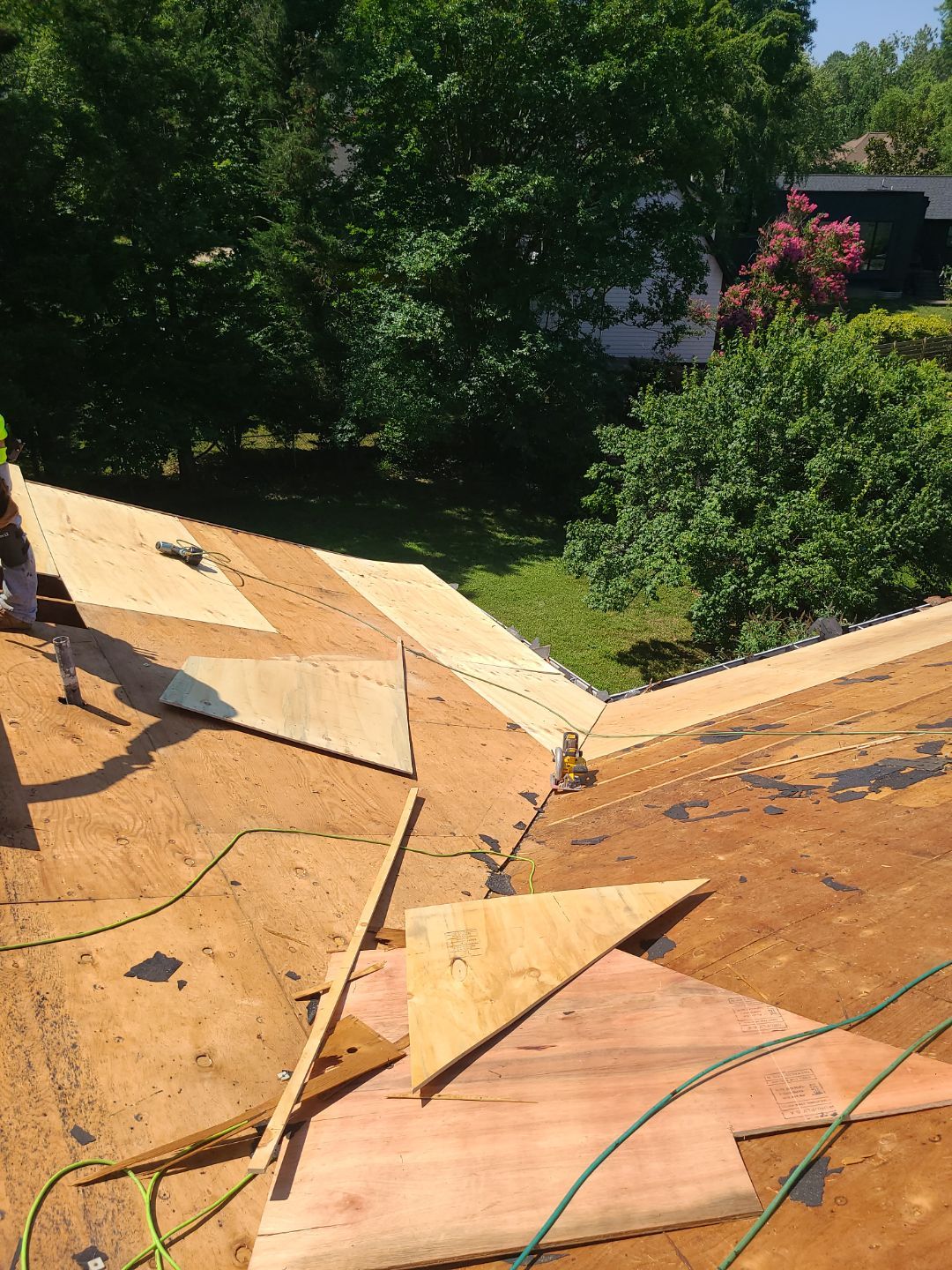 Arlington: Roof Replacement with CertainTeed Landmark Pro in Max Def Georgetown Gray by RM Banning, Inc.