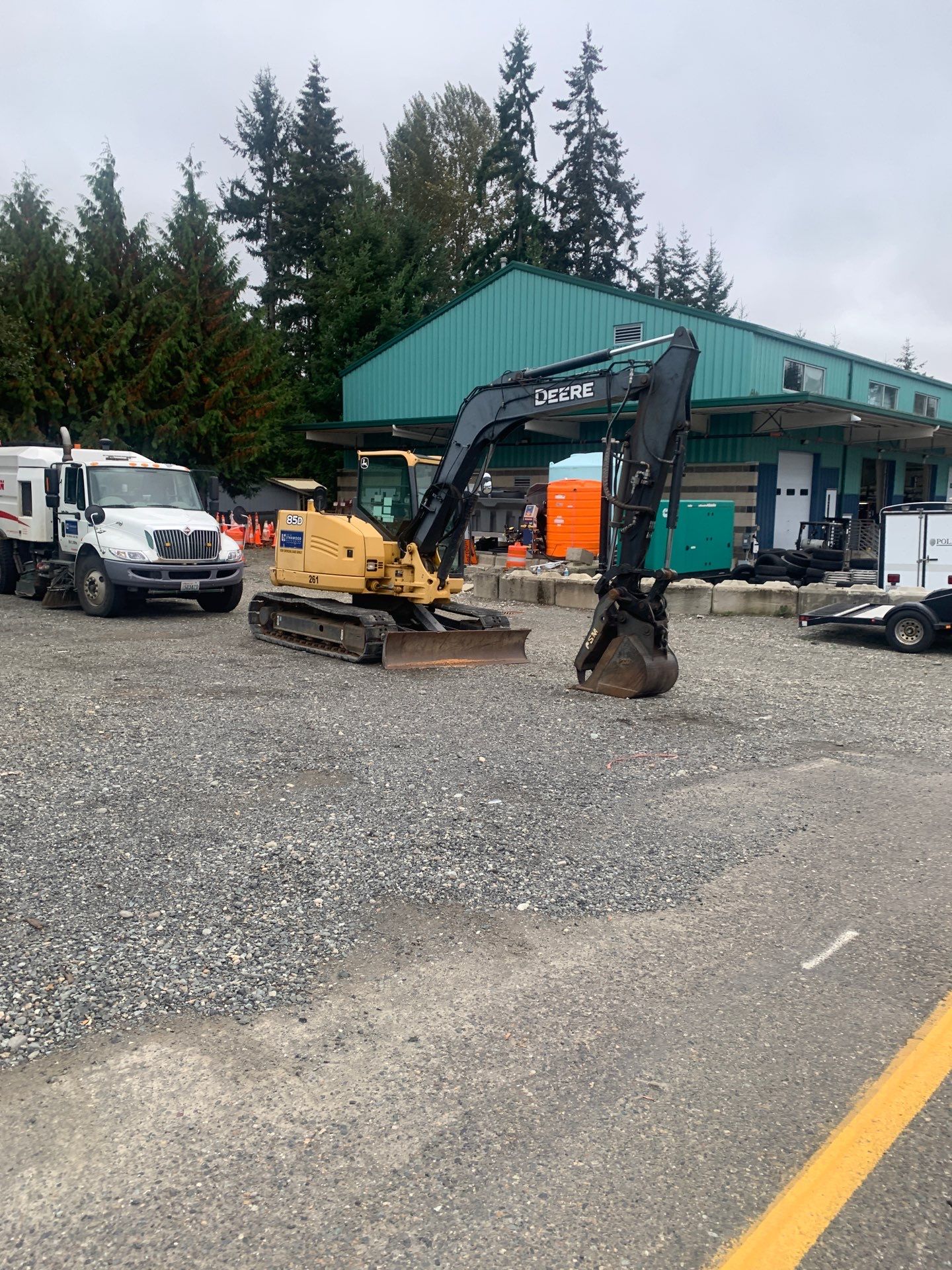 Asphalt Patch Repair | Lynnwood  by Jireh Asphalt & Concrete Inc 