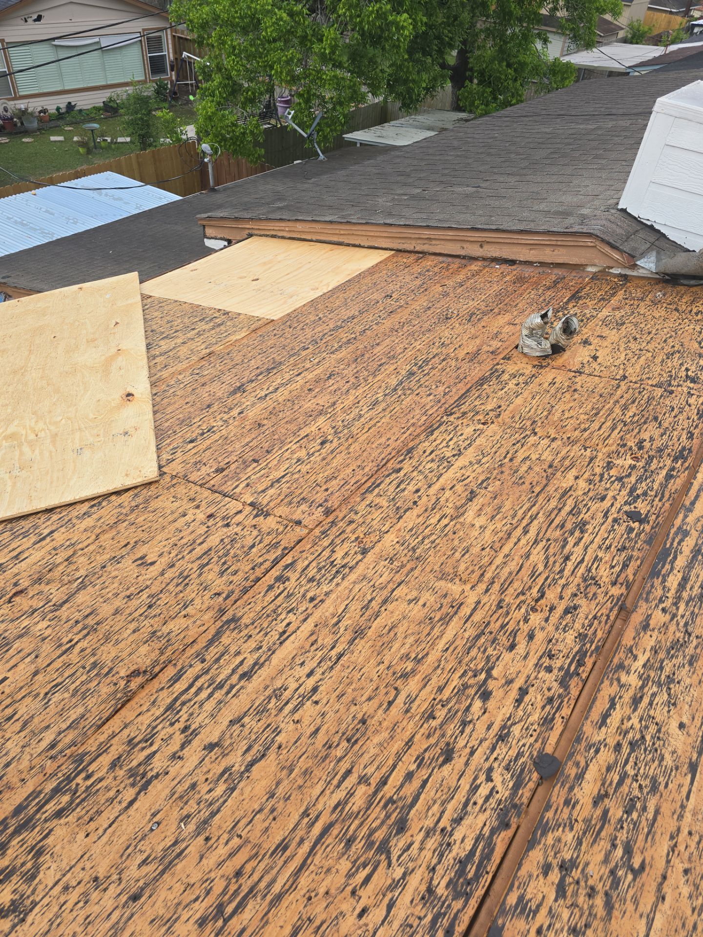 Roof Replacement Houston by Roof Repair Company