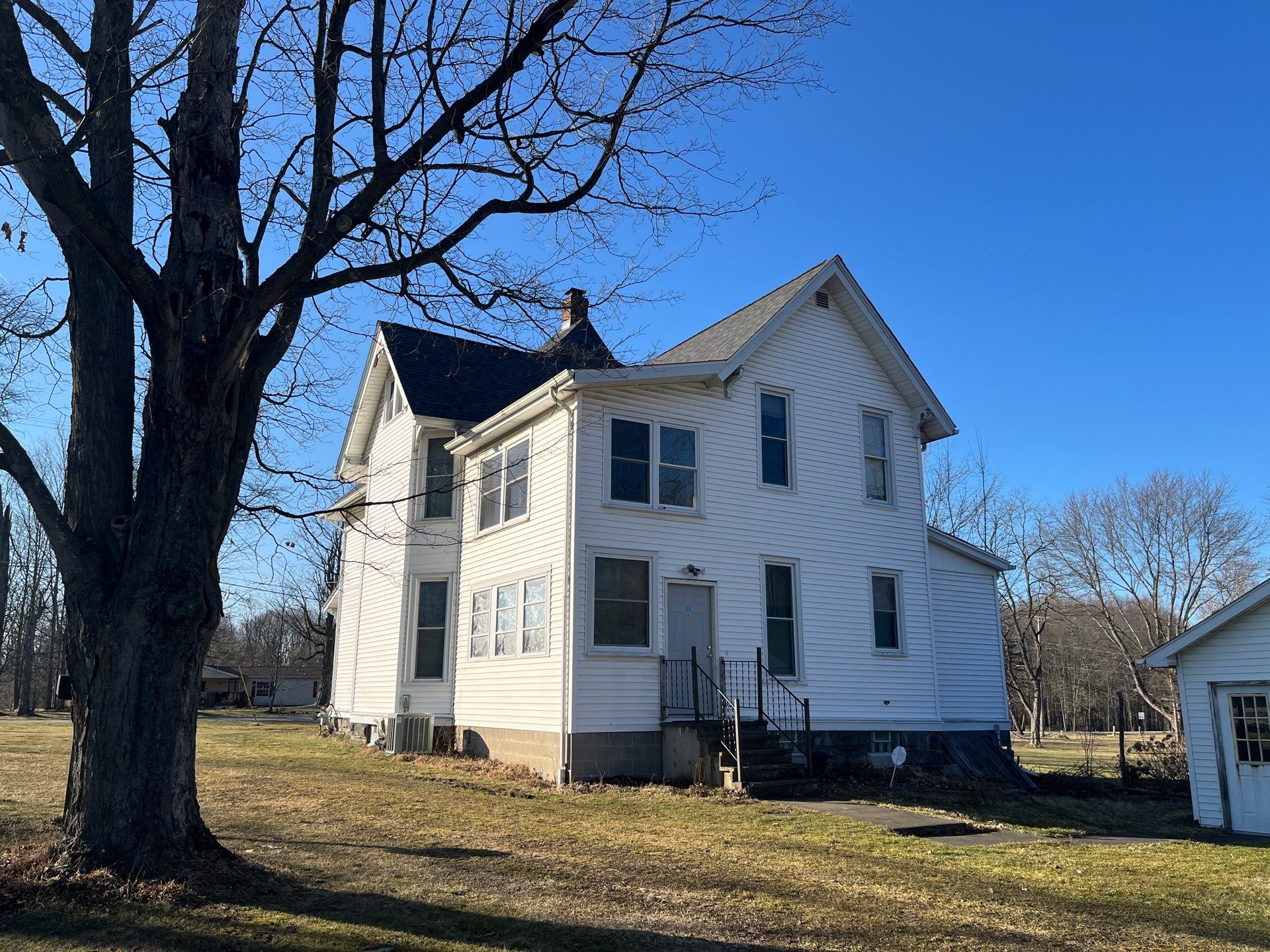 Asphalt Roofing Installation by Pally Roofing