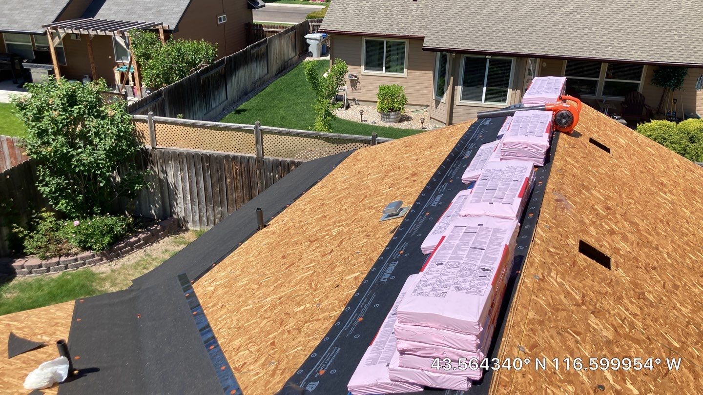 Nampa Idaho Single Level Residential Roofing Installation using Owens Corning by ID Roofing LLC
