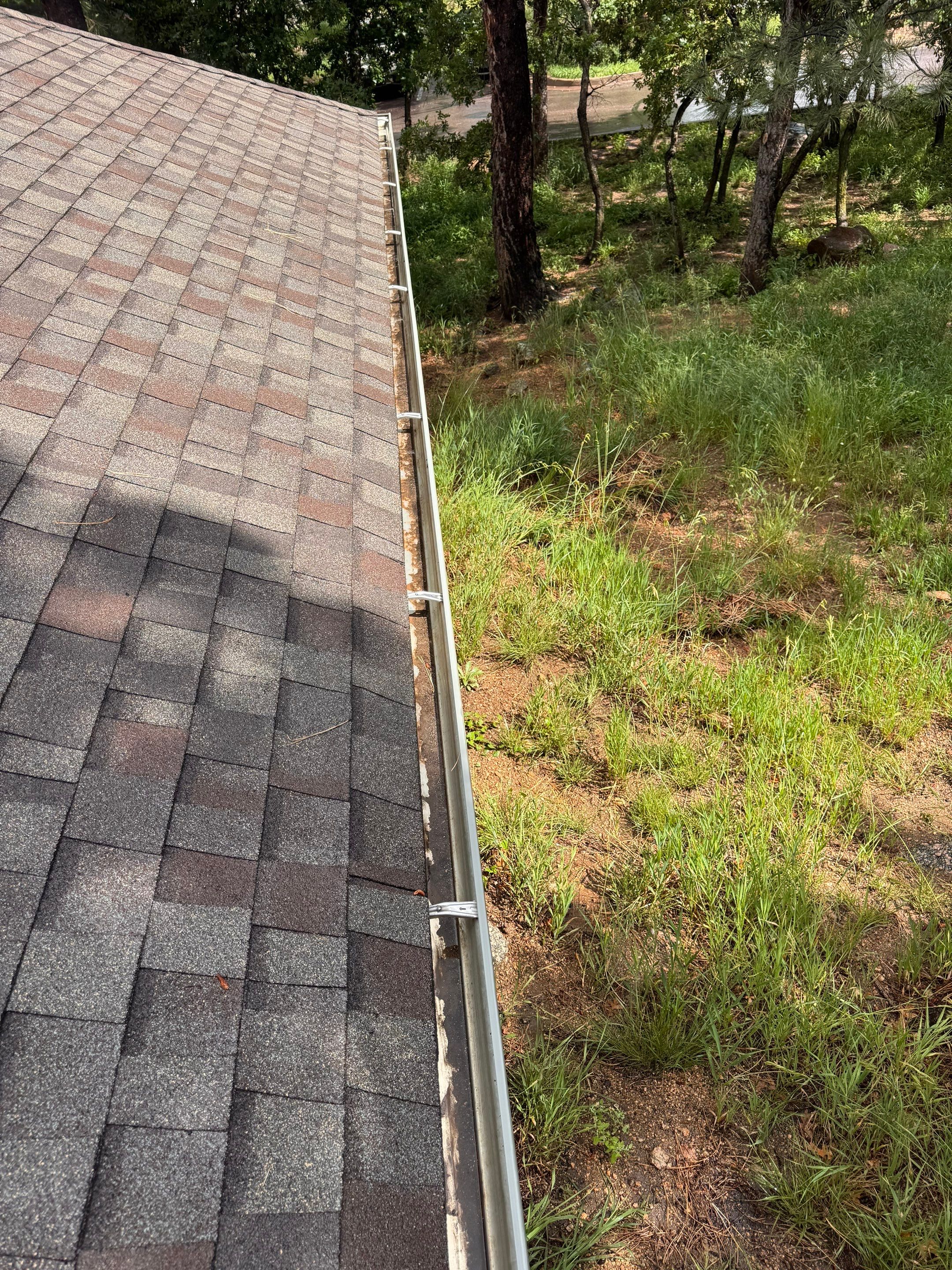 Commercial gutter cleaning Grand Junction after photo with clean gutters