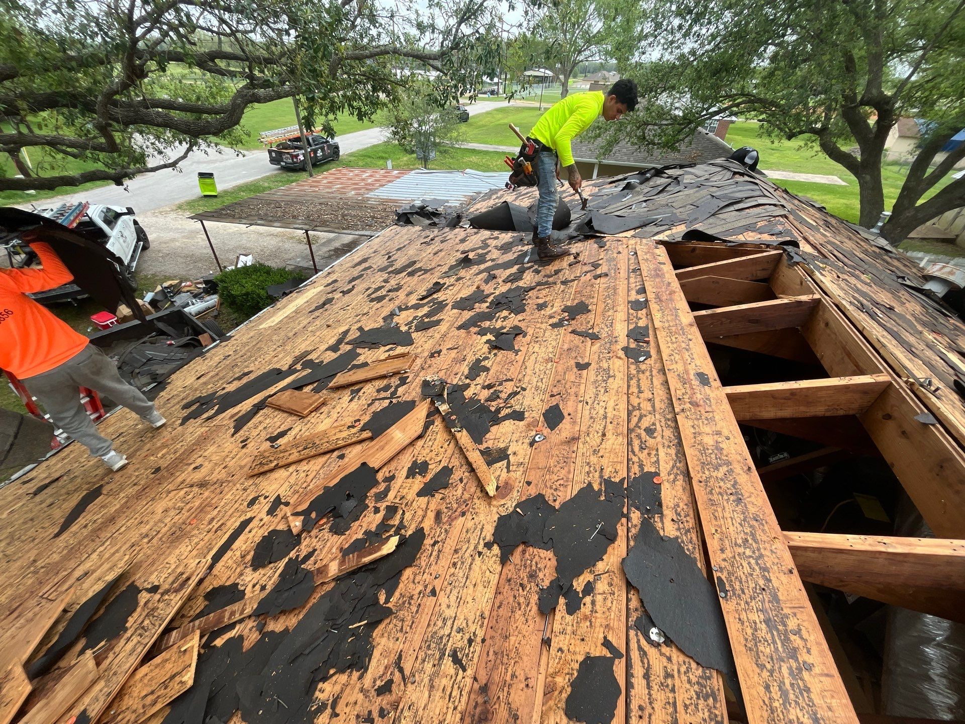 Residential Roofing Repair using Owen's Corning Duration (Lifetime) Shingles by Roof Repair Company