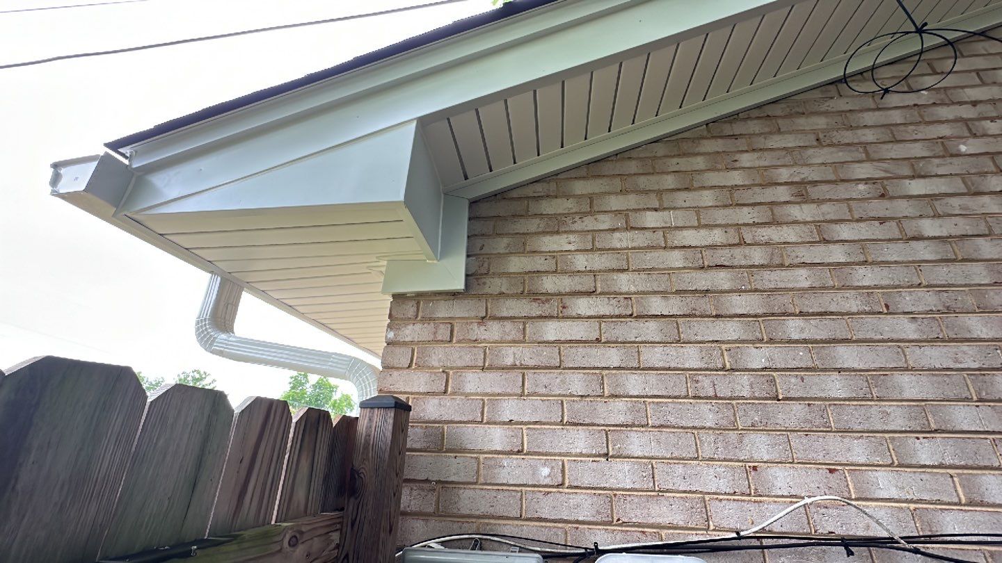 Manassas: CertainTeed Landmark Pro Designer Shingles in Max Def Moire Black by RM Banning, Inc.