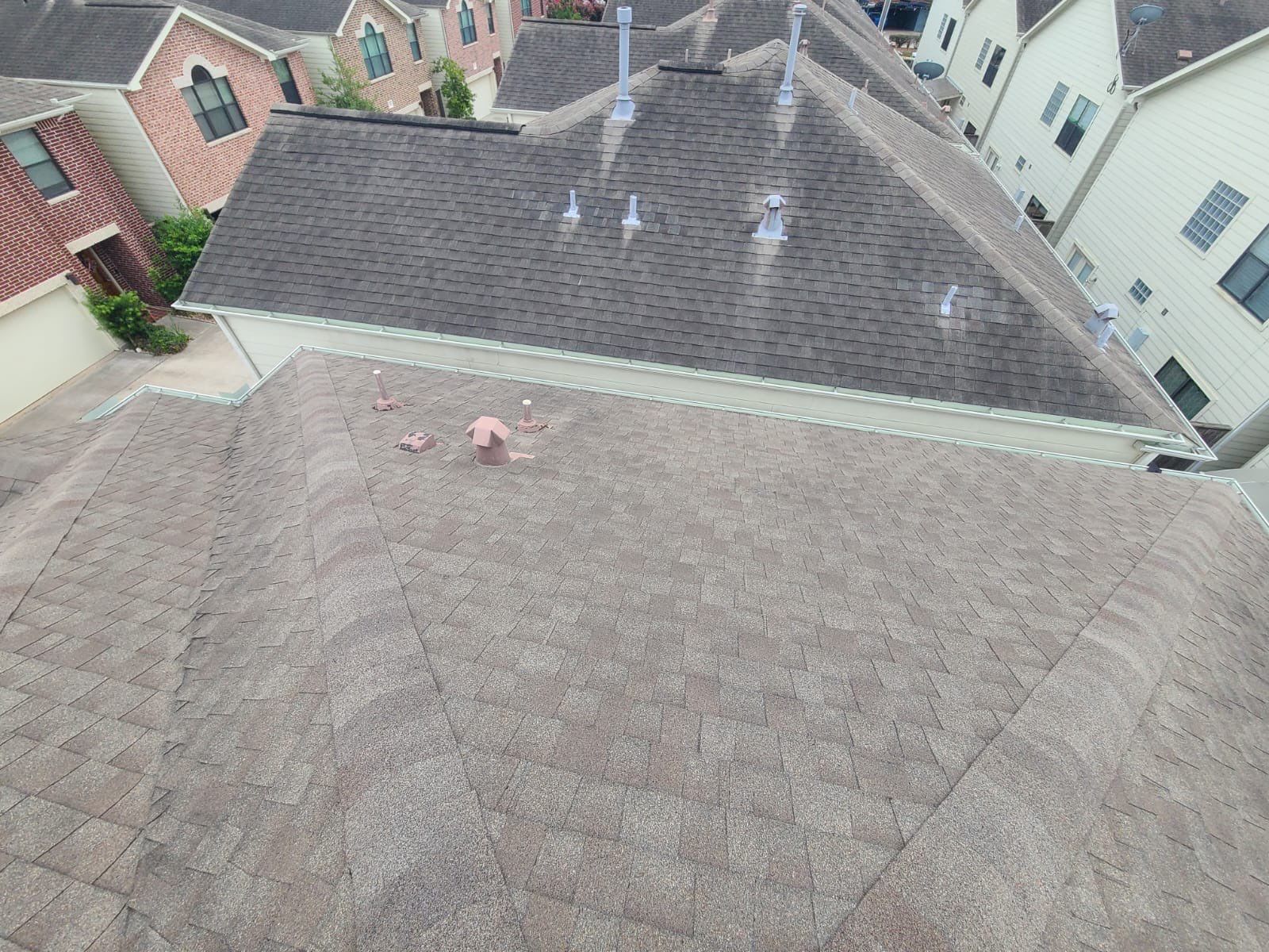 Hail Damage using Owen's Corning Duration (Lifetime) Shingles by Roof Repair Company