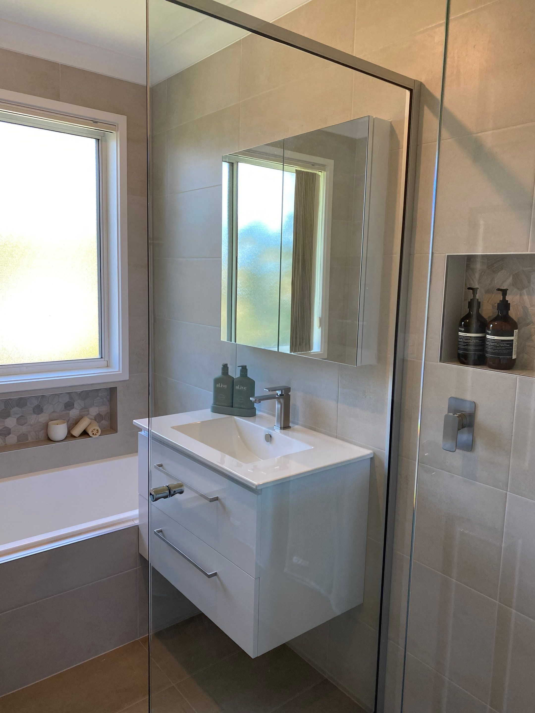 Double Bathroom & Double Toilet Renovation by Re-seal Bathrooms