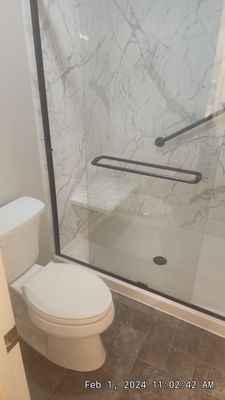 Enlarge Shower