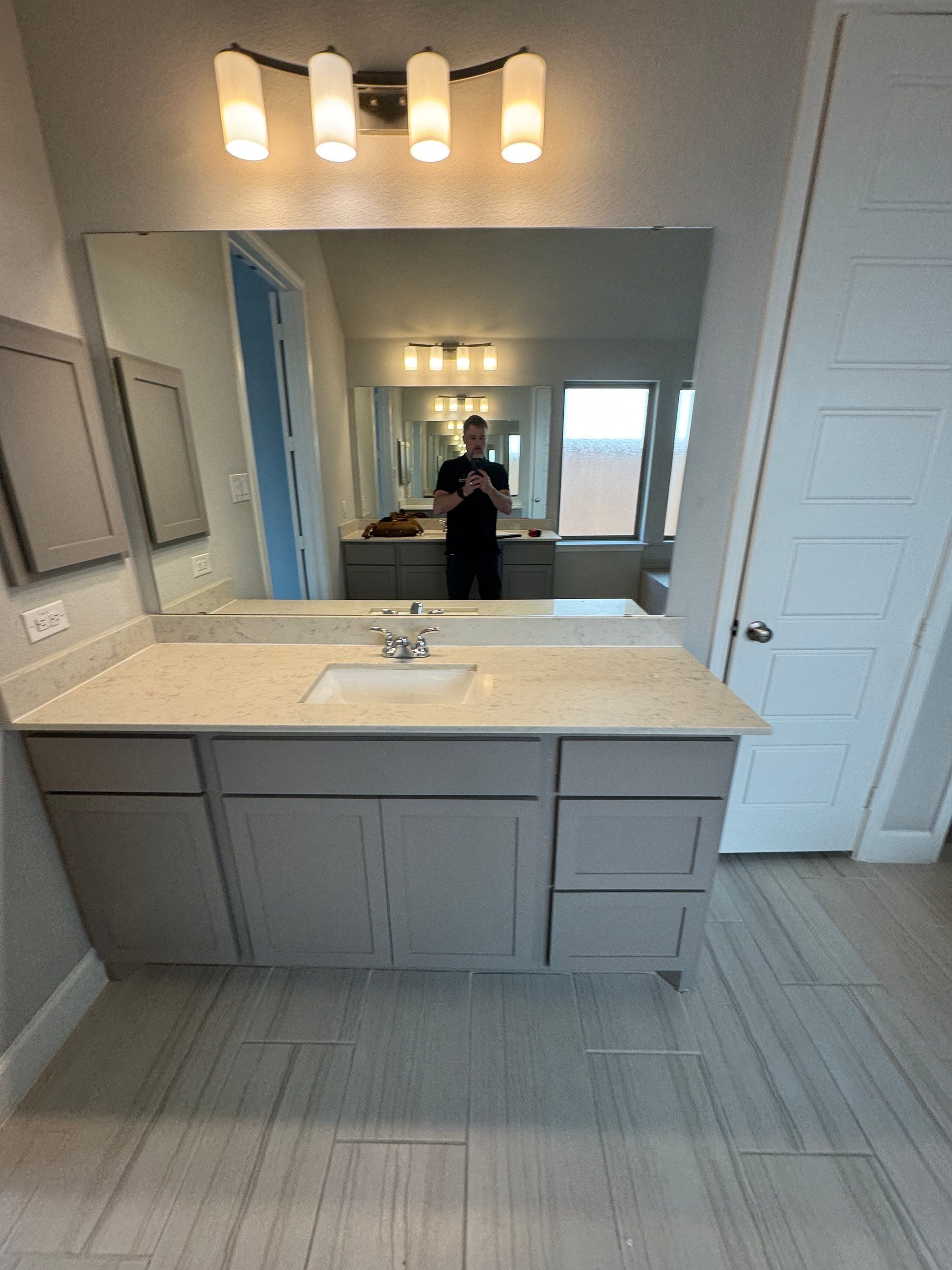 Master Bath (Onyx Collection) by New Bath Technologies