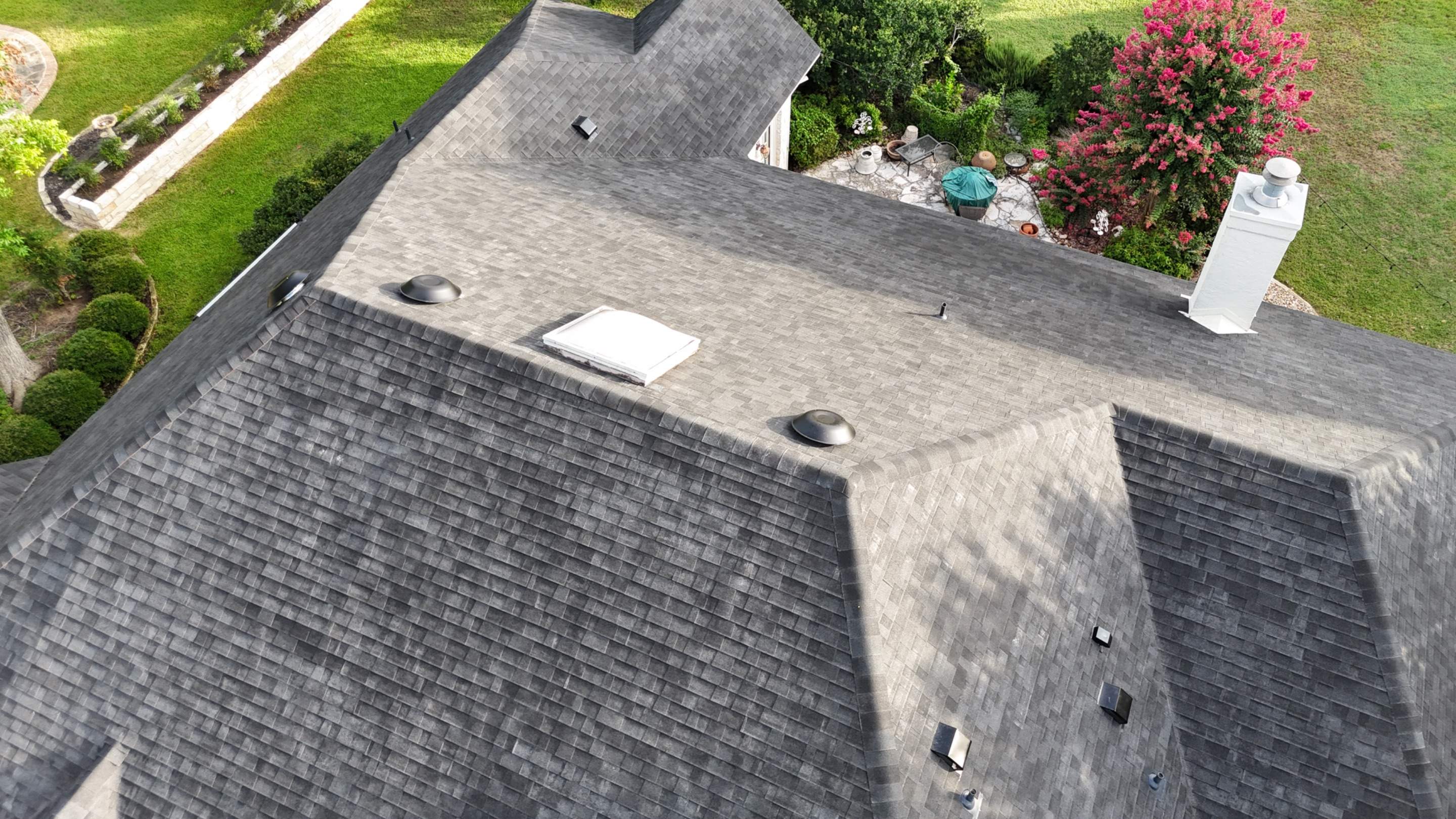 Brilliant Black - Malarkey Vista by RoofsOnly.com