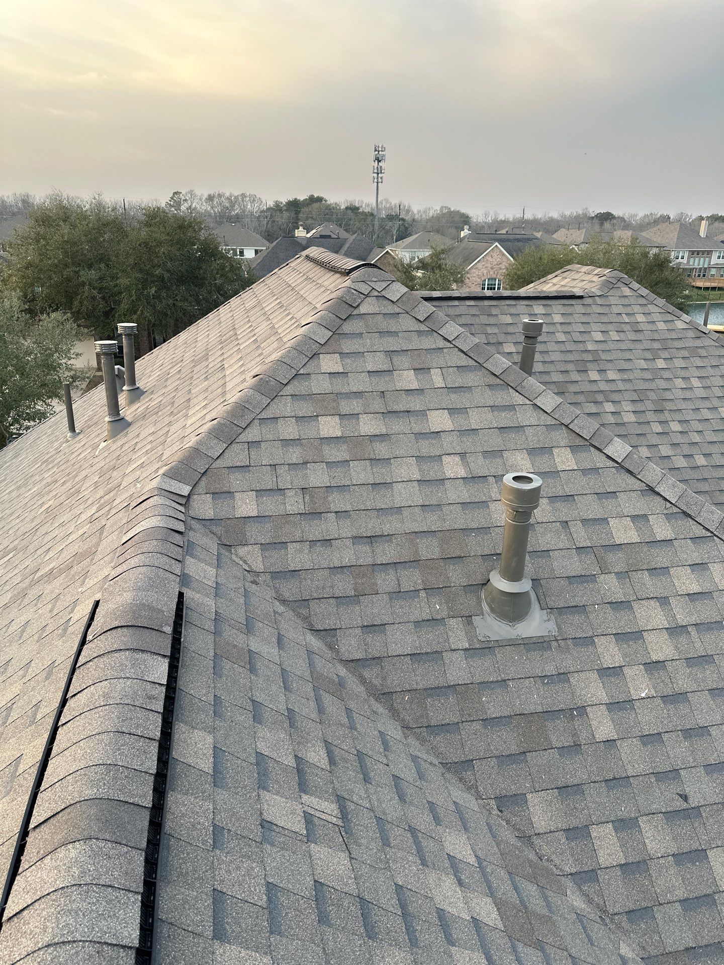 Residential Roofing Installation using Atlas Prolam by Motion Roofing