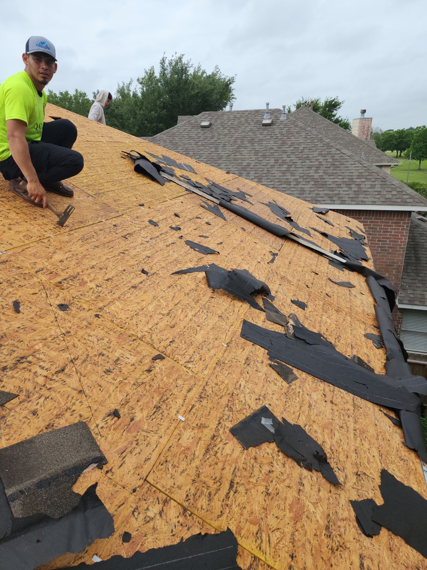 Residential Roofing Installation using Owen's Corning Duration (Lifetime) Shingles by Roof Repair Company
