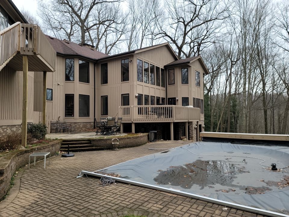 Brand: Atlas Pinnacle Color: Pristine Scotchgard Black Drip: Black by Eagle Eye Roofing