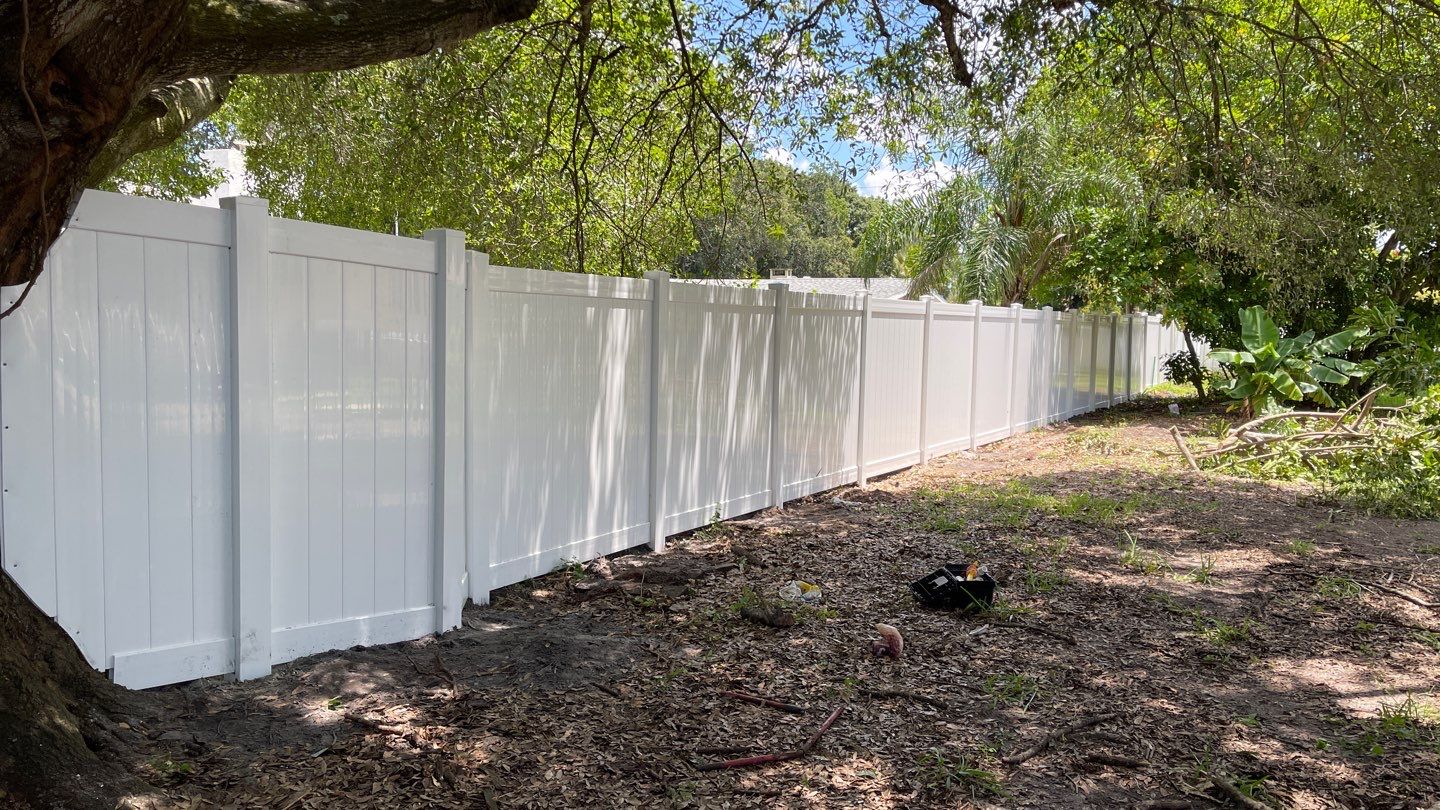 Sarasota, FL 6ft. Tall White Vinyl Privacy Fence  by Asap fence and gates, LLC