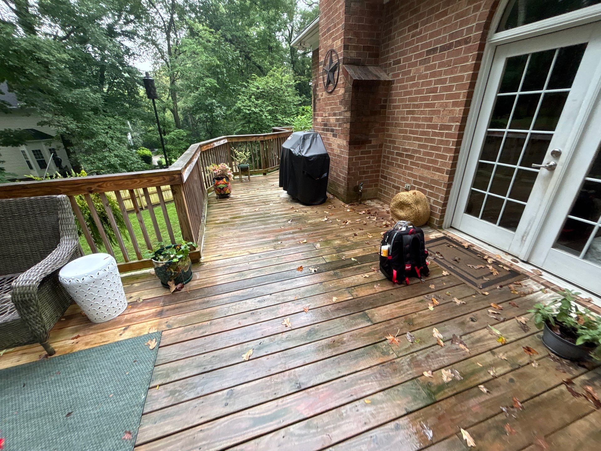 Wood Deck using Wood Sealant by DuraSeal
