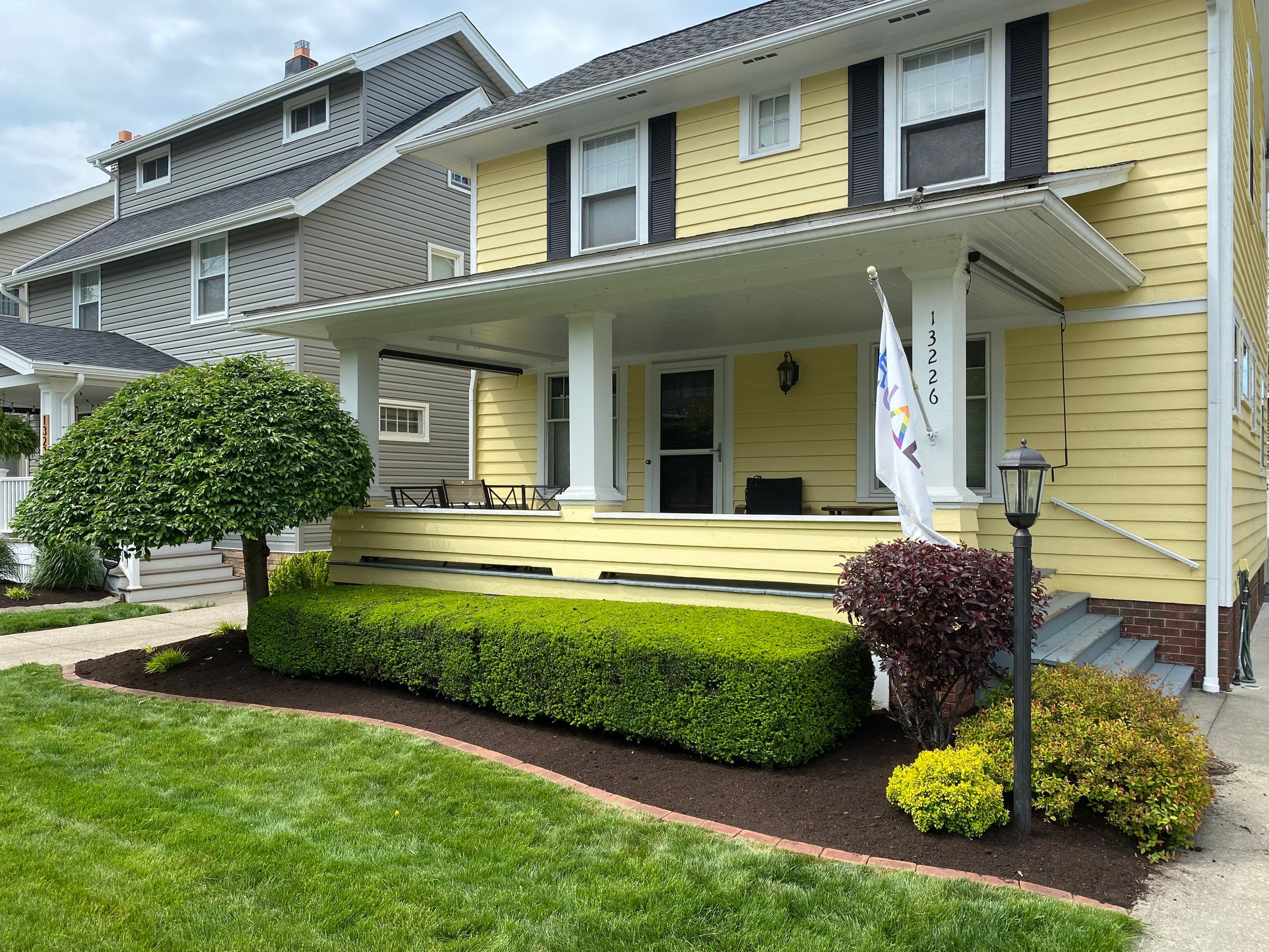 Hardscape Boarder Install by Elm Rose Gardens