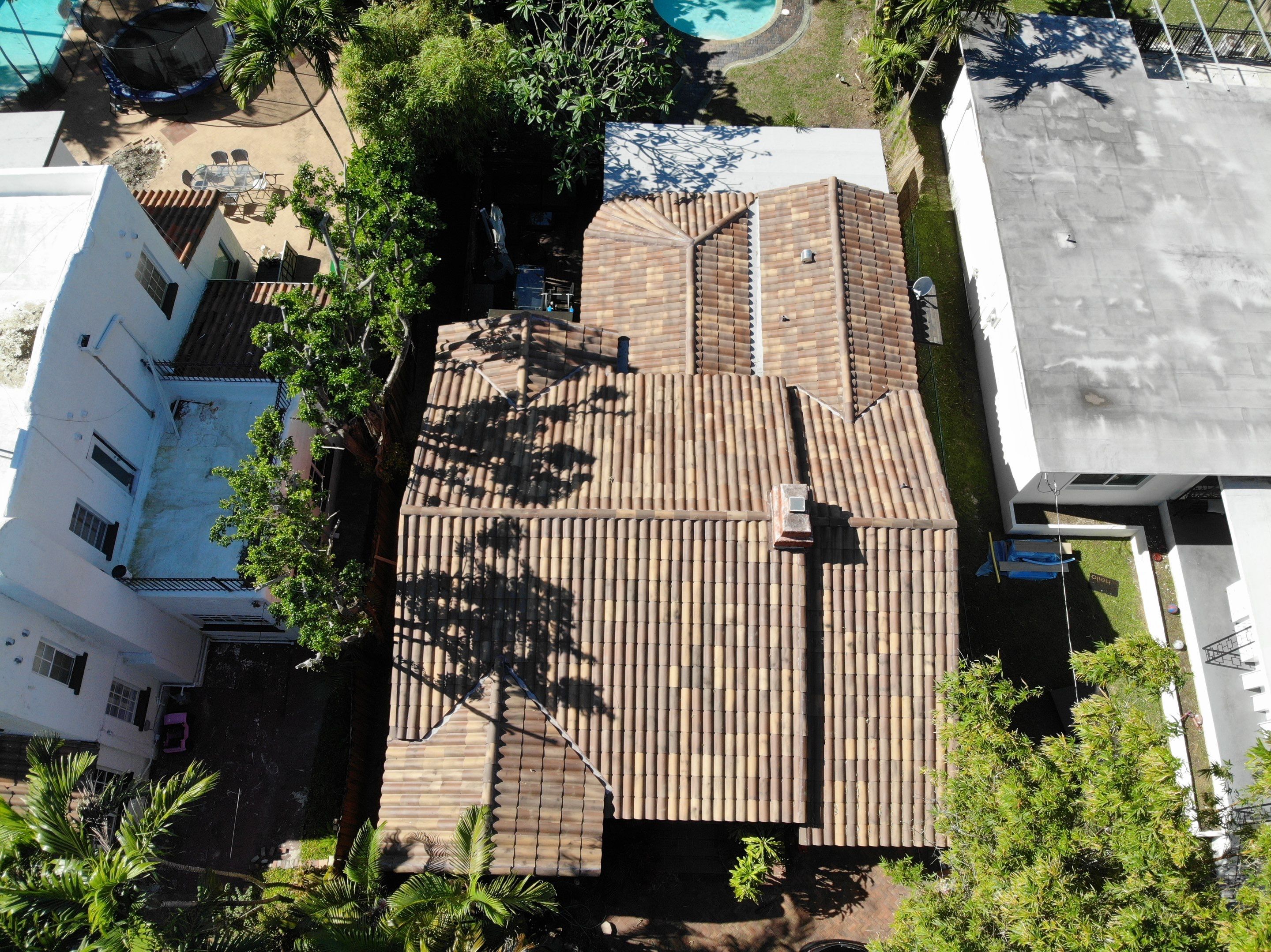 Verea Spanish S - Santiago Color by Istueta Roofing