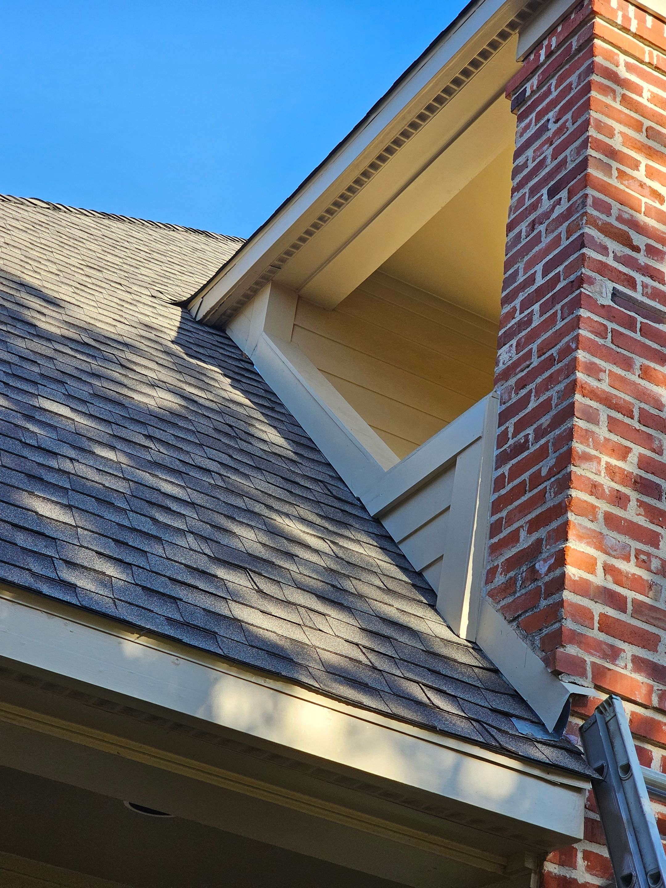 Exterior & interior paint, Garage door repairs, roof replacement & leak repairs by EL-GC LLC 