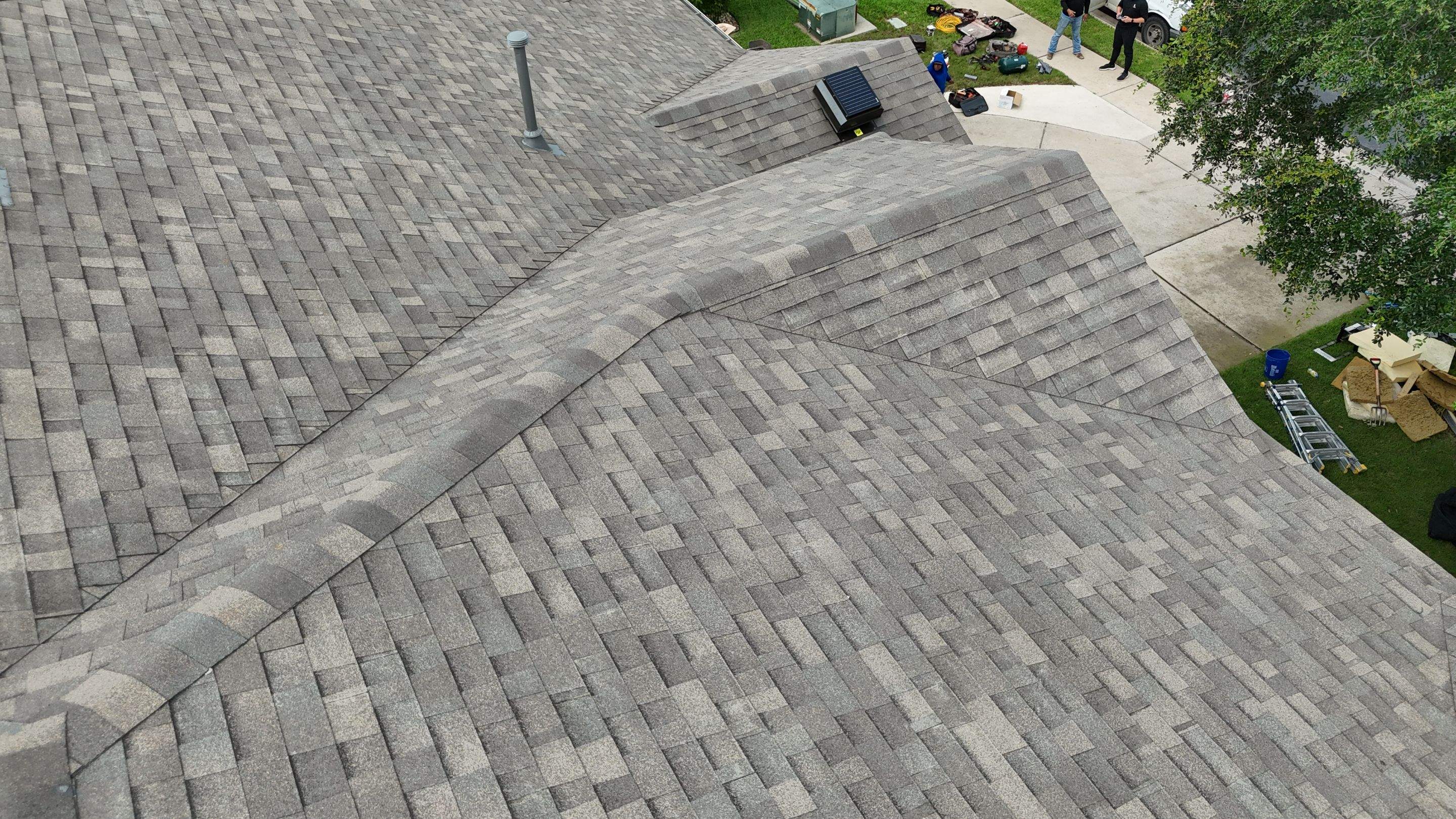 Weathered Wood - Malarkey Vista by RoofsOnly.com