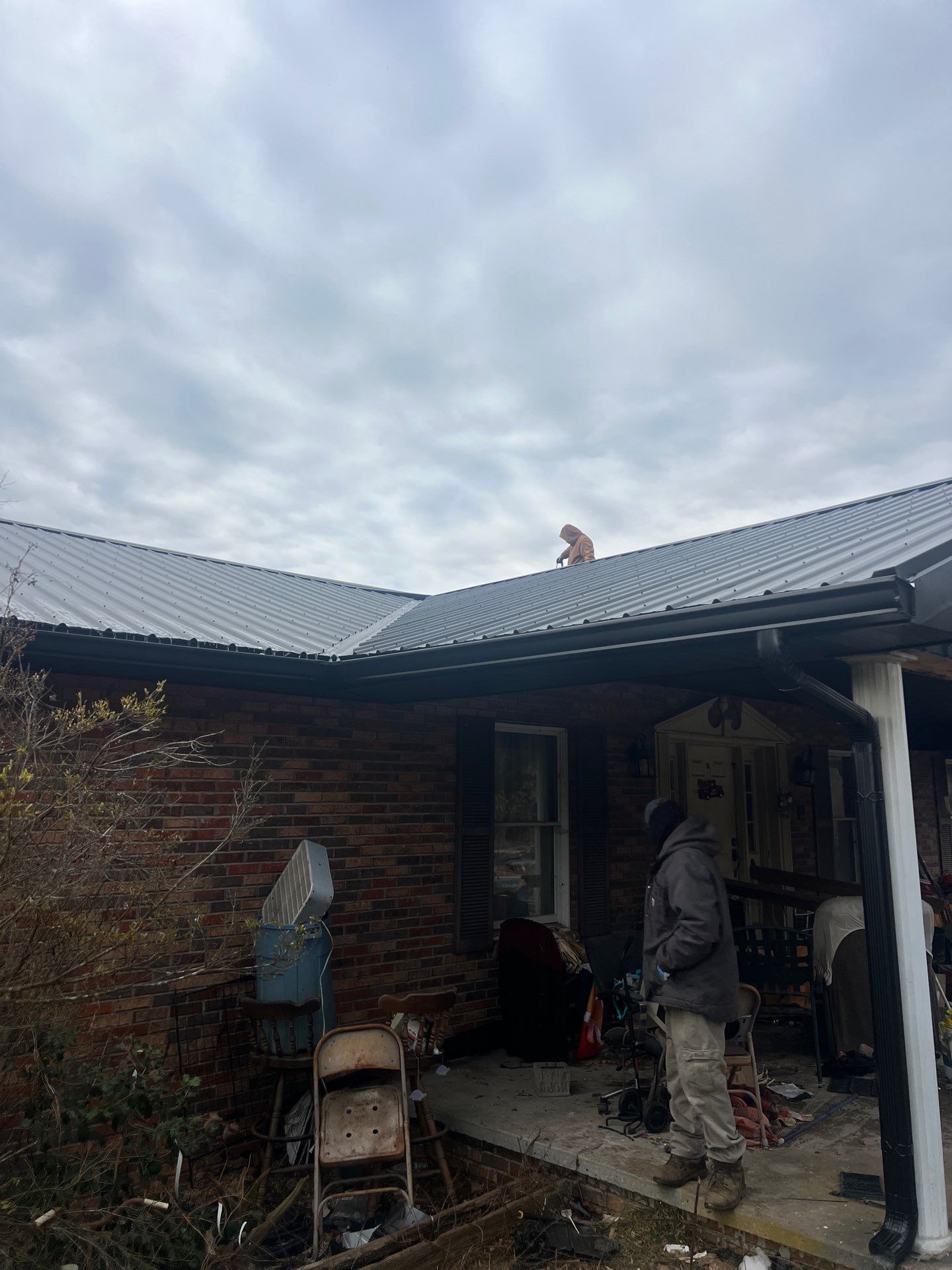 McAmis Residence by Omnia Roofing