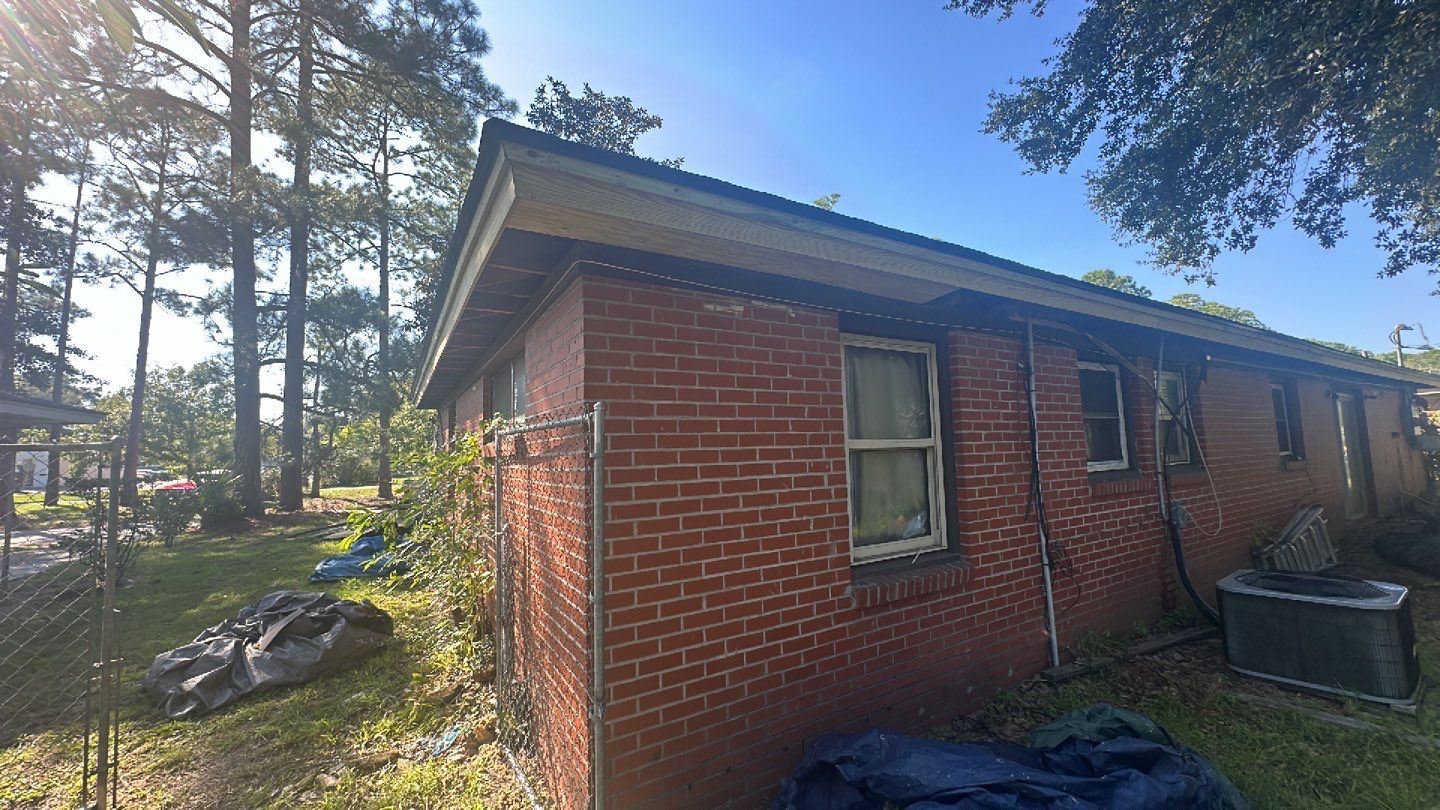 Residential Roofing Installation using Owens Corning Oakridge Estate Grey by Talya Roofing
